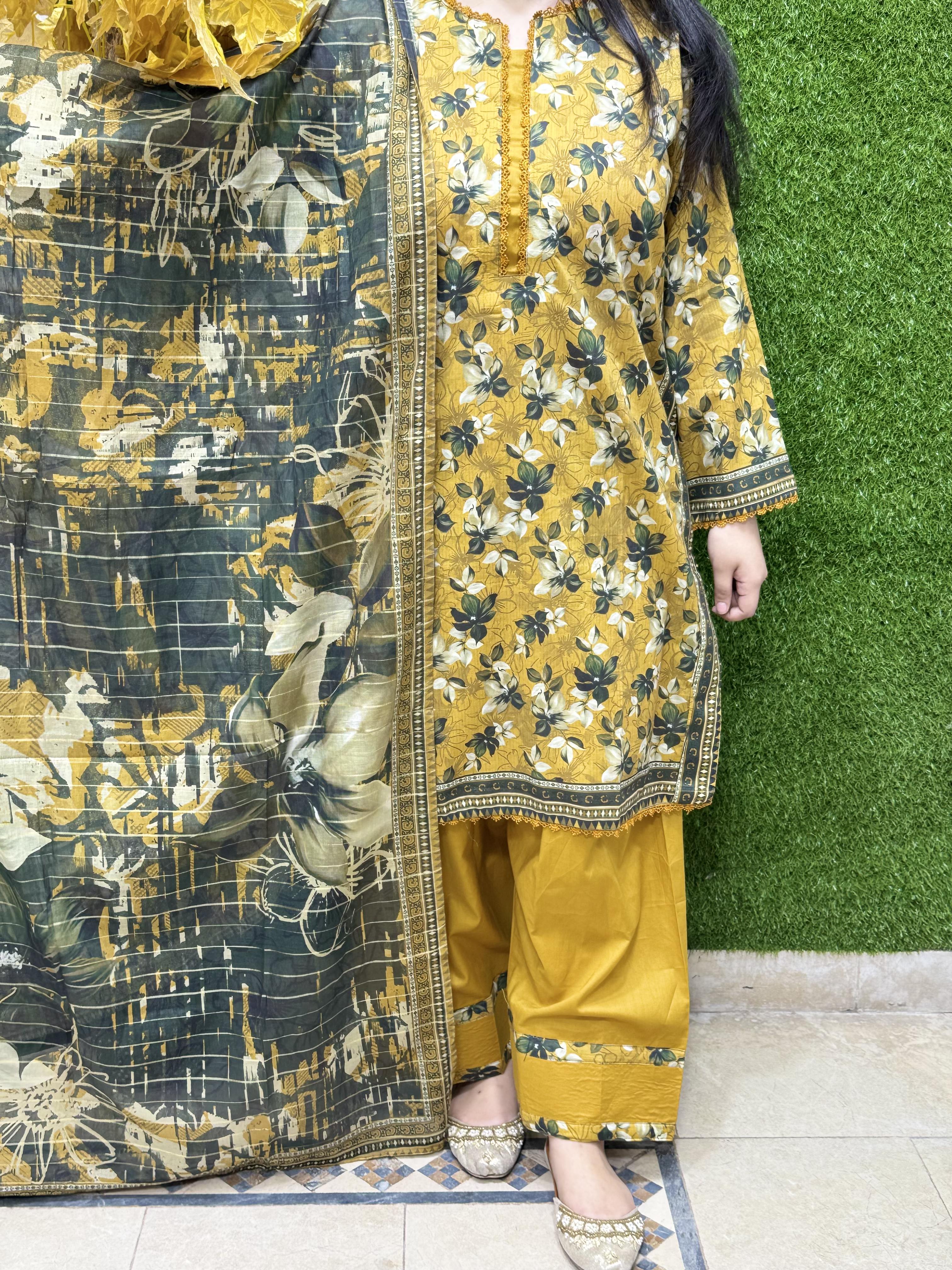 3 PC Printed Lawn Fabric 2