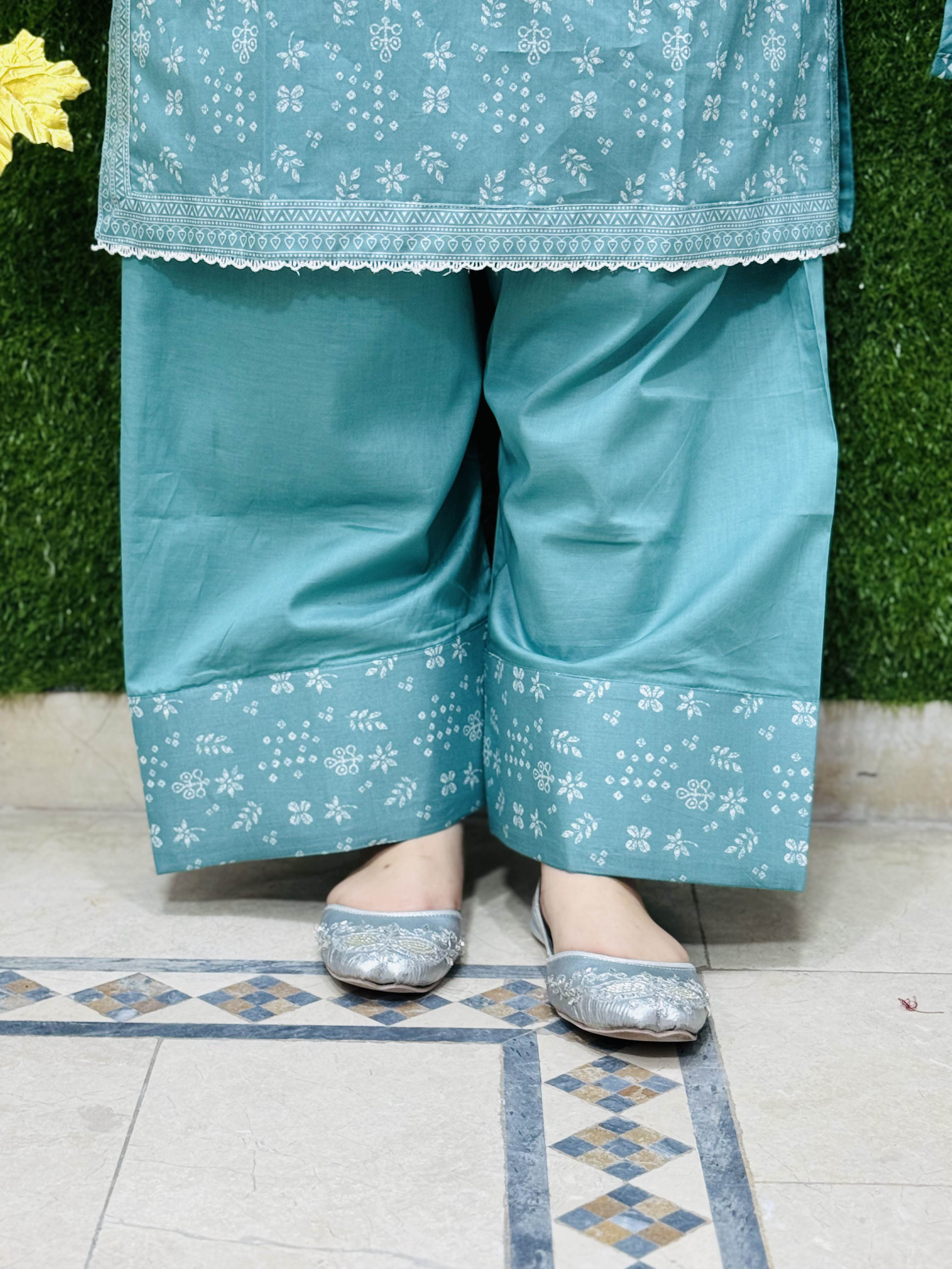 3 PC Printed Lawn Fabric