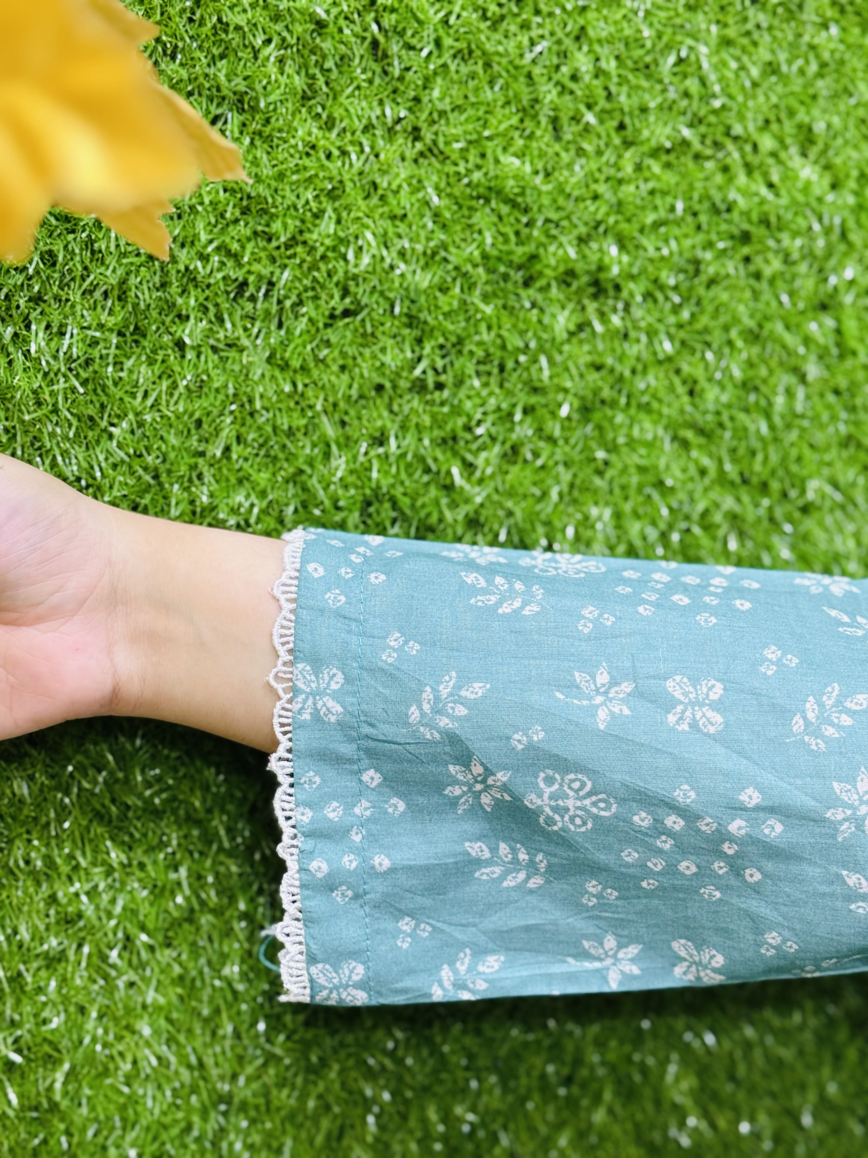3 PC Printed Lawn Fabric 4
