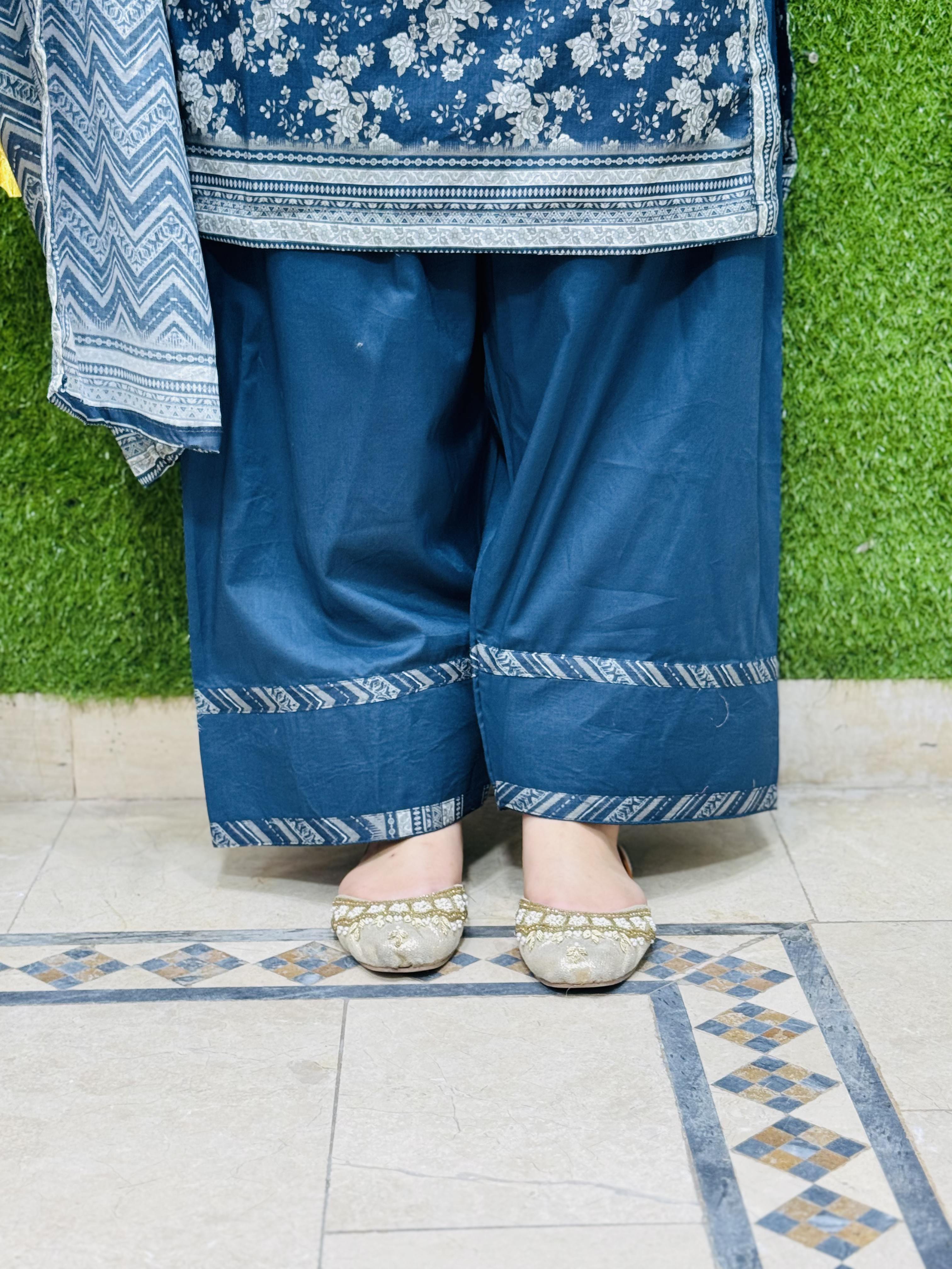 3 PC Printed Lawn Fabric