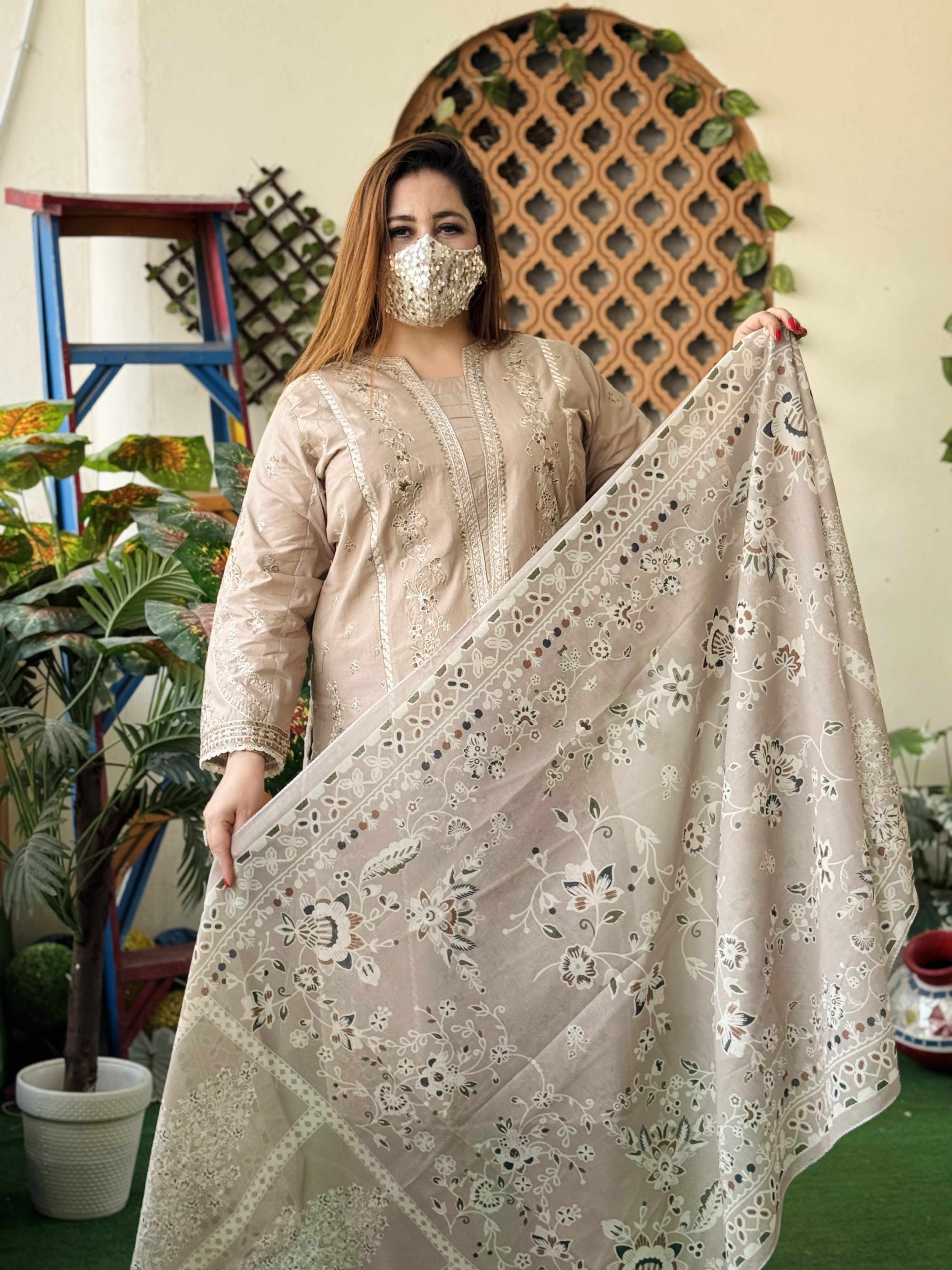 3 PC Embroidery Lawn Fabric 3
