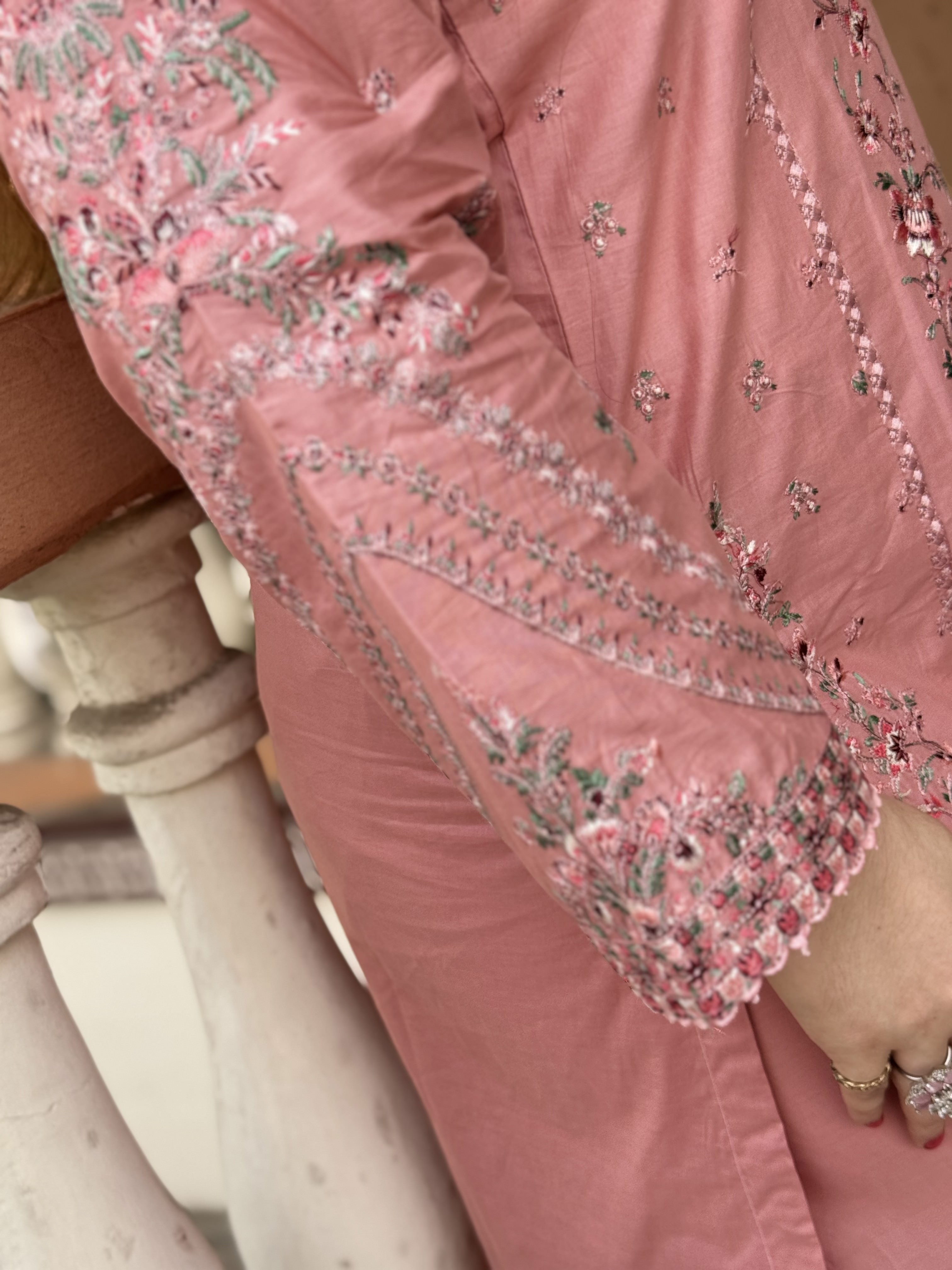 3 PC Embroidery Lawn Fabric 4