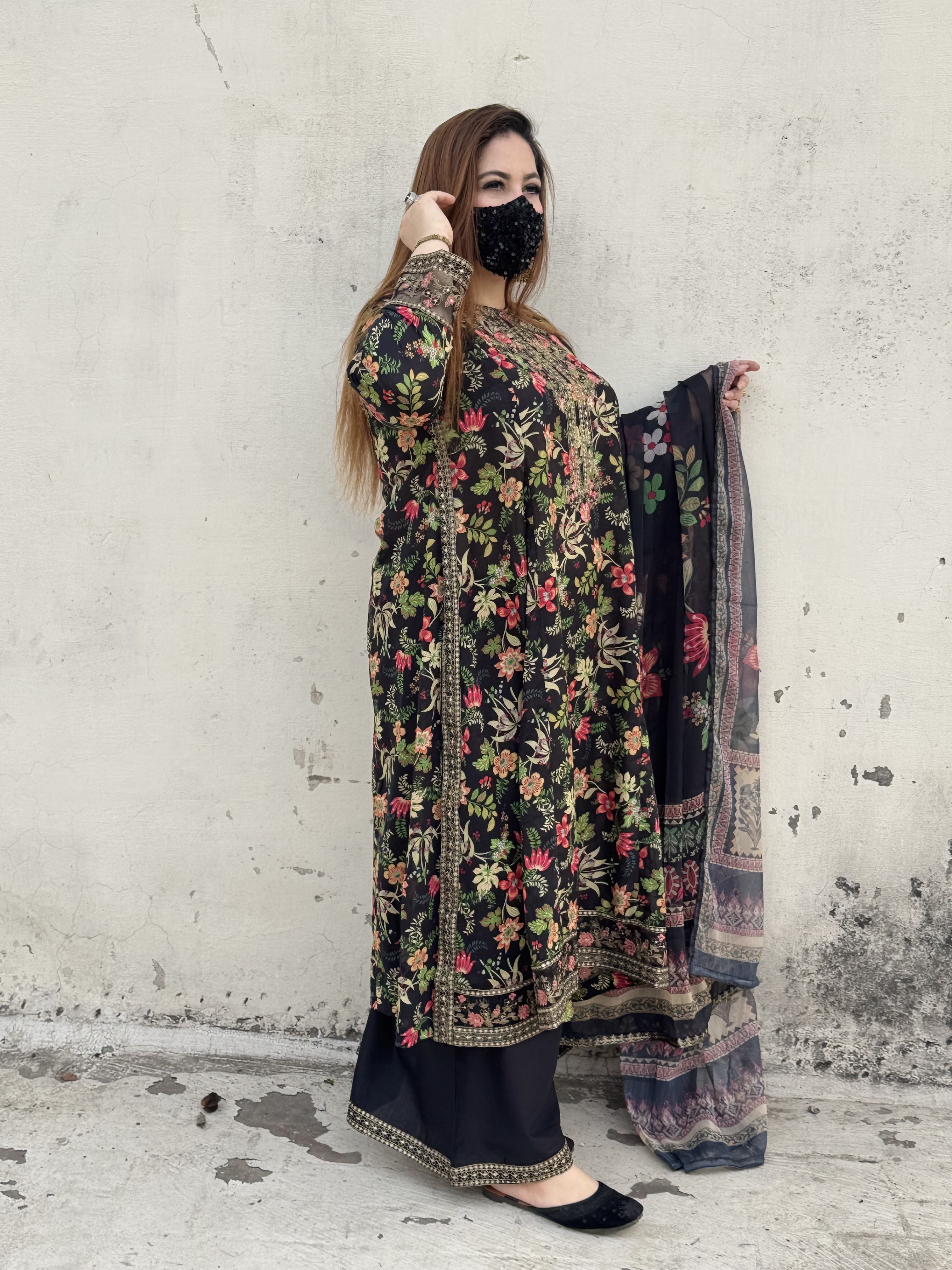 3 PC Embroidery Lawn Fabric 2