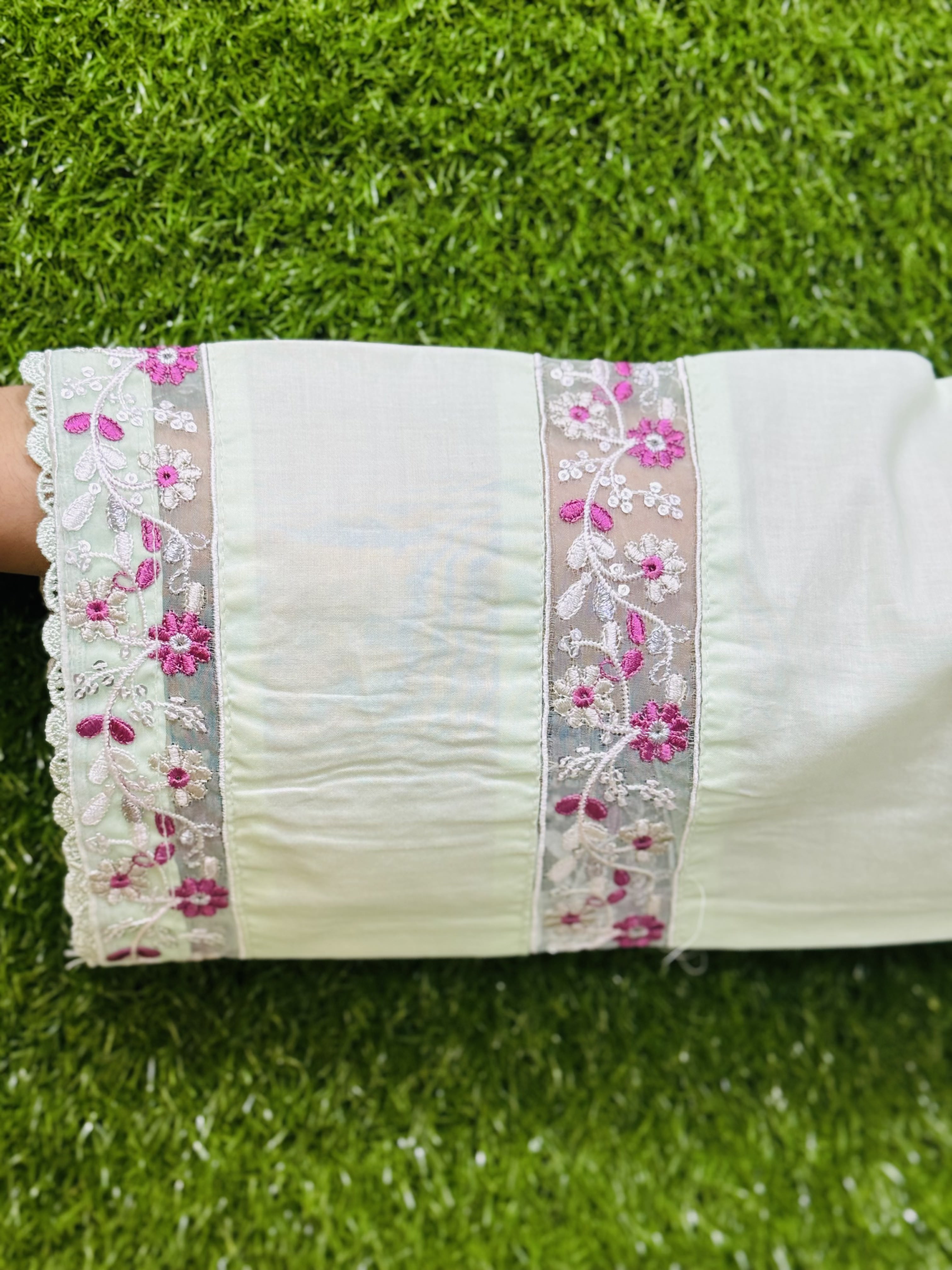 3 PC Embroidery Lawn Fabric 3