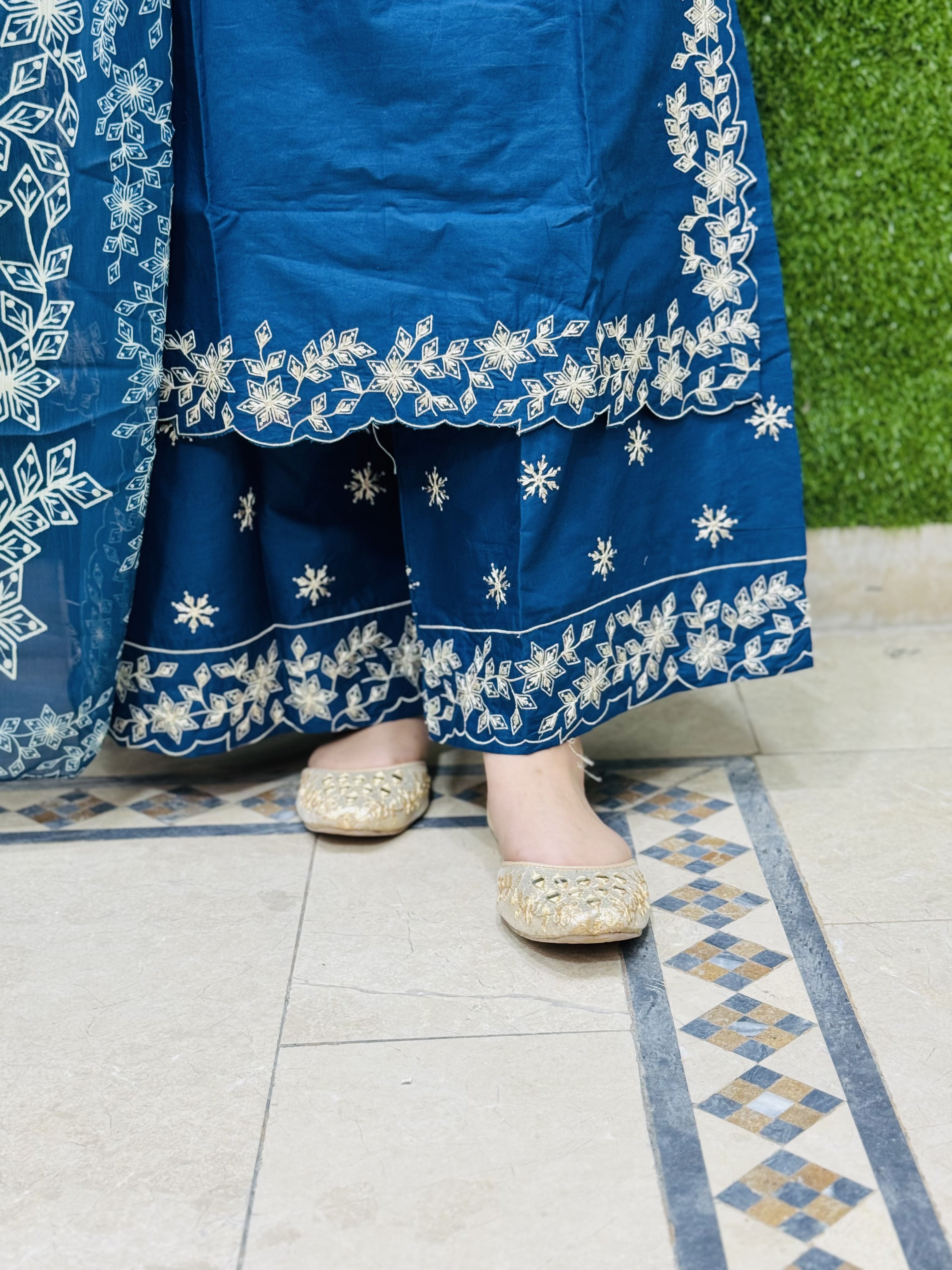 3 PC Embroidery Lawn Fabric 2