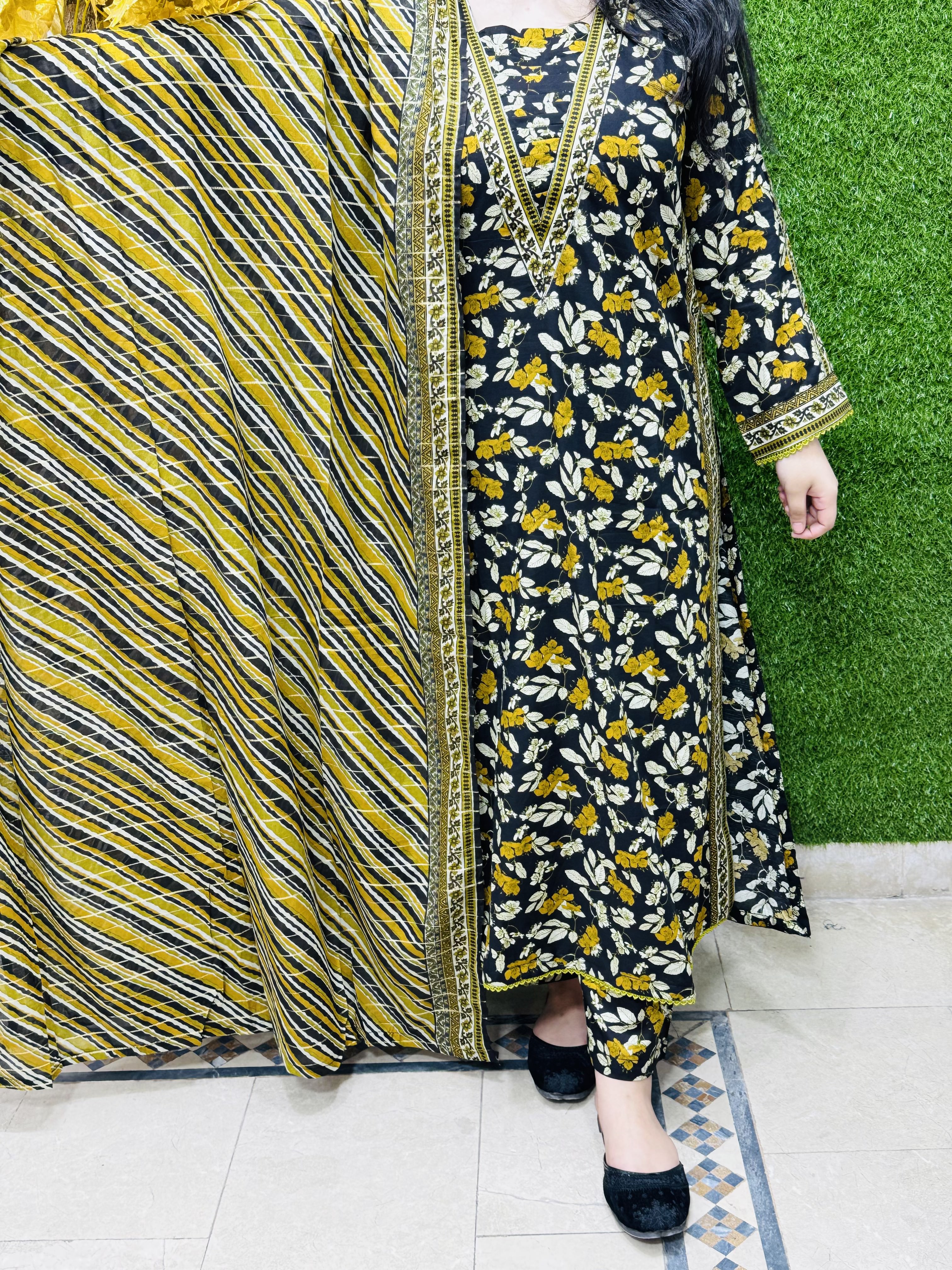 3 PC Printed Lawn Fabric