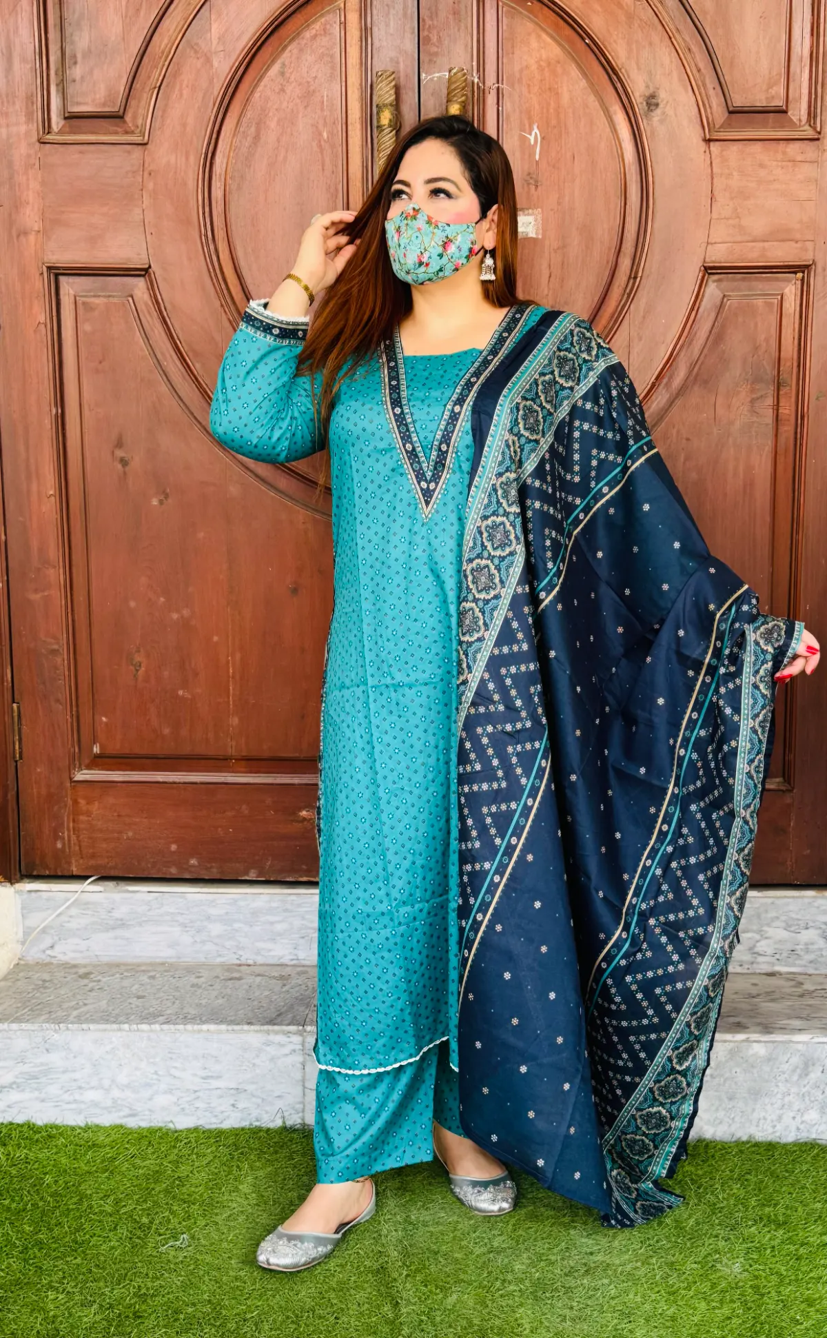 3 PC Printed Lawn Fabric
