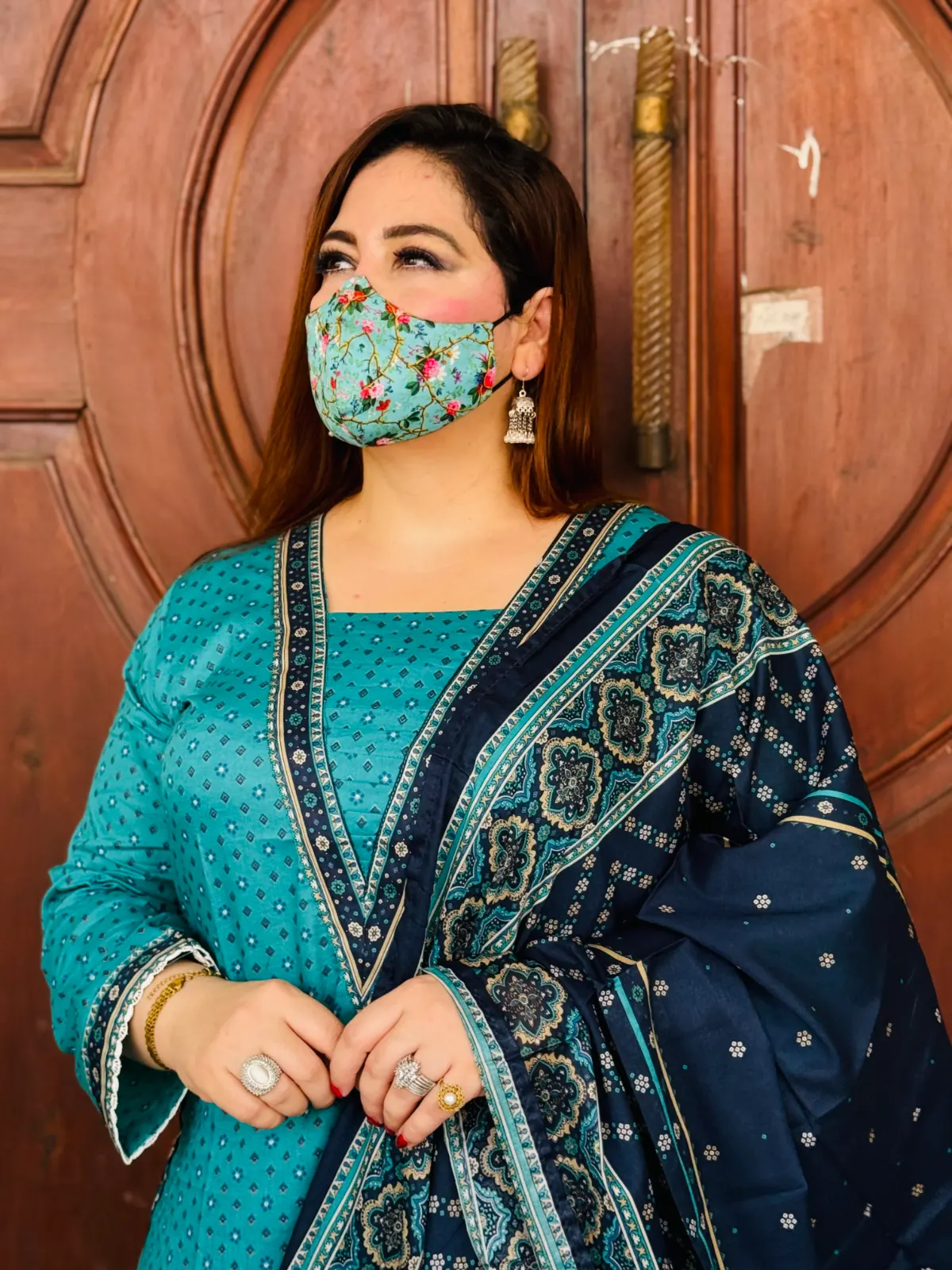 3 PC Printed Lawn Fabric 2