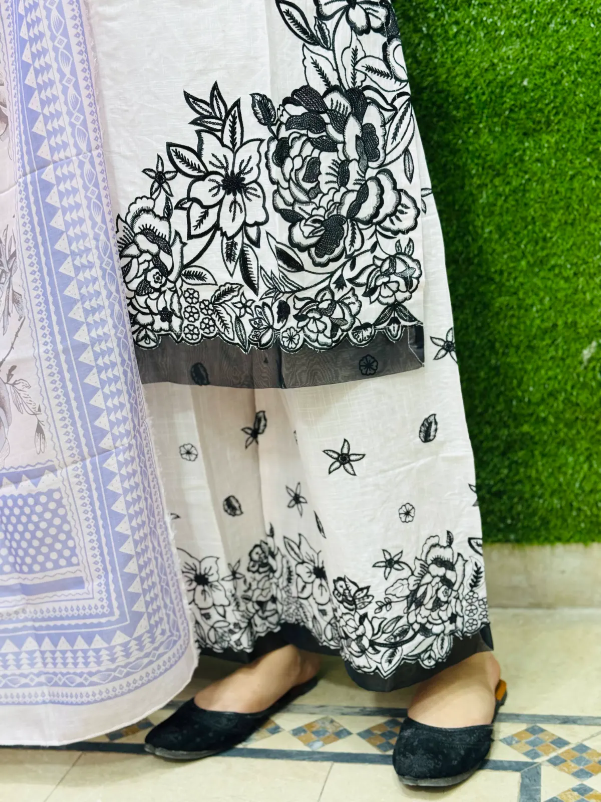3 PC Embroidery Lawn Fabric 2
