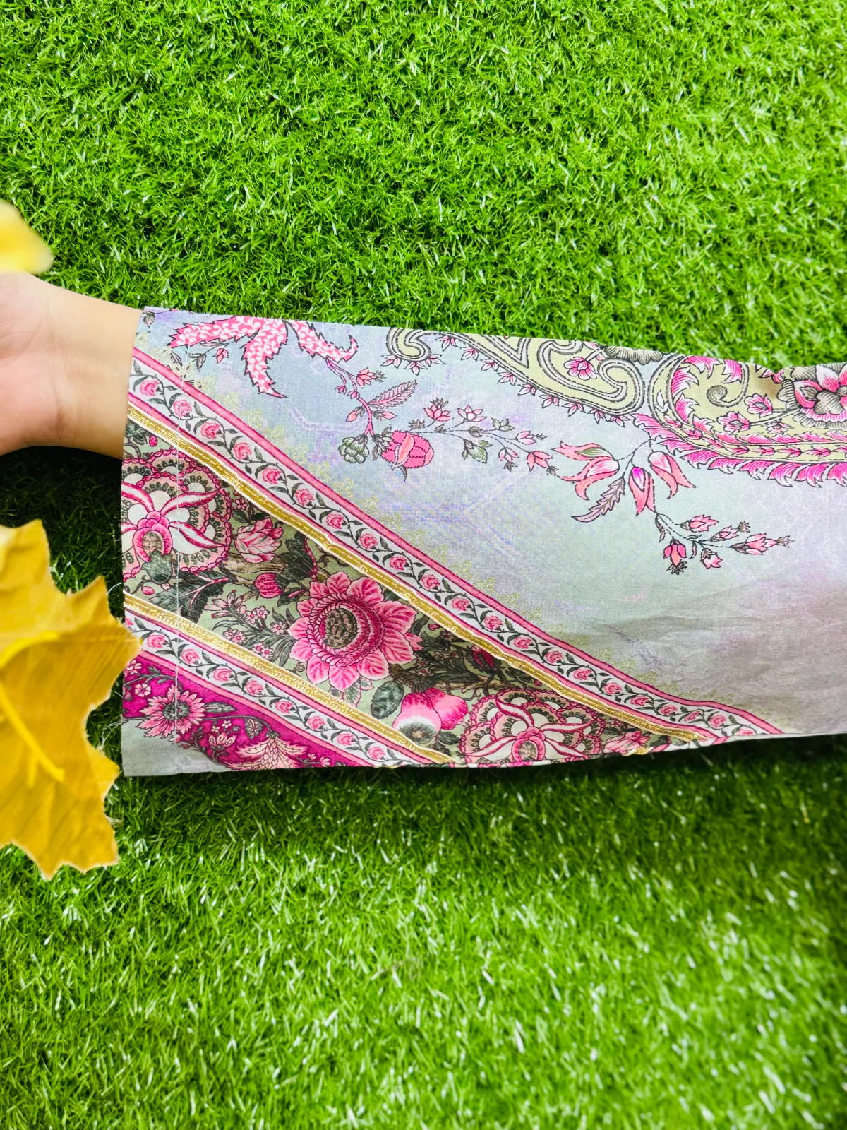 3 PC Embroidery Lawn Fabric 3
