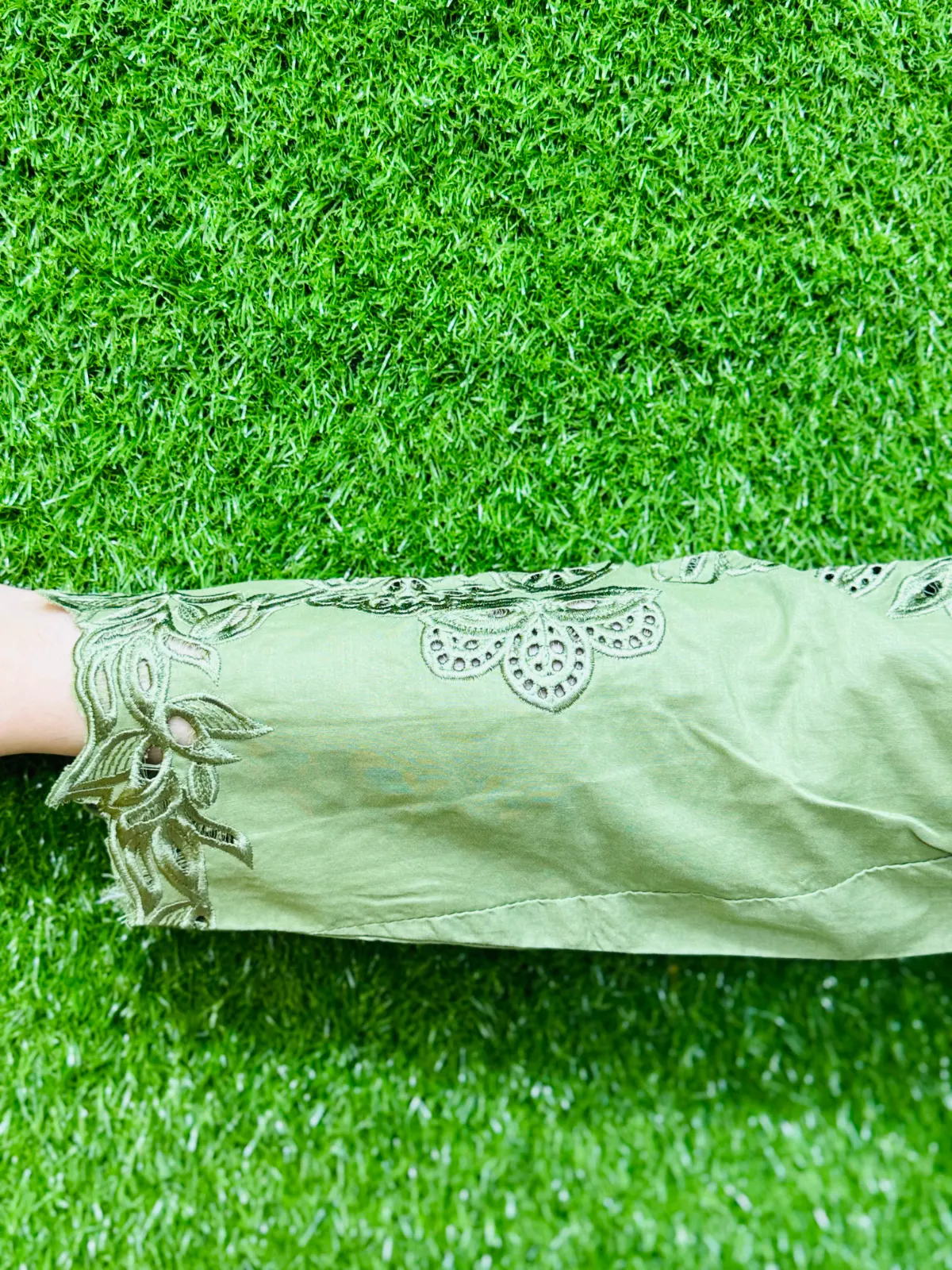 3 PC Embroidery Lawn Fabric 3