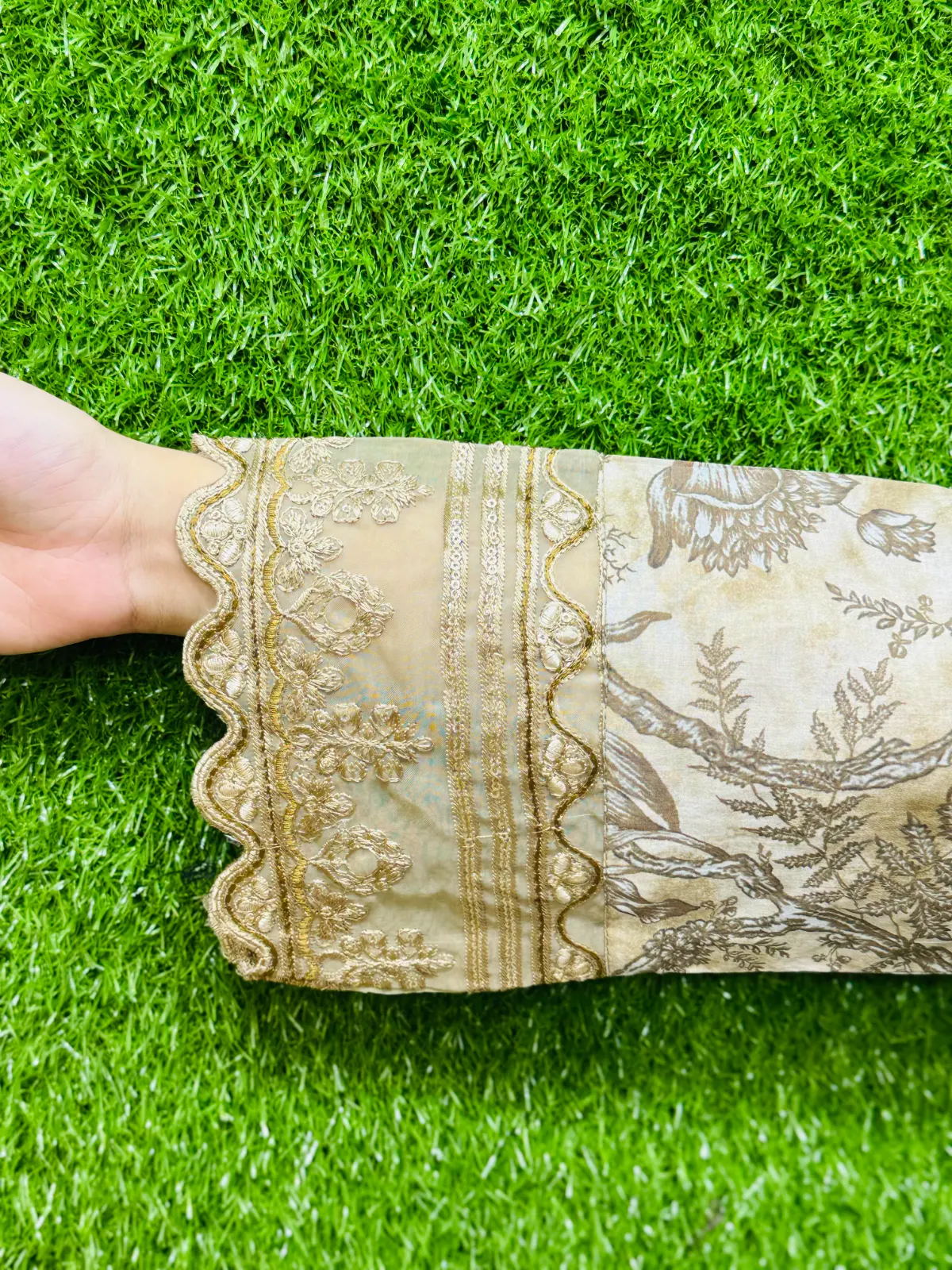 3 PC Embroidery Lawn Fabric 5