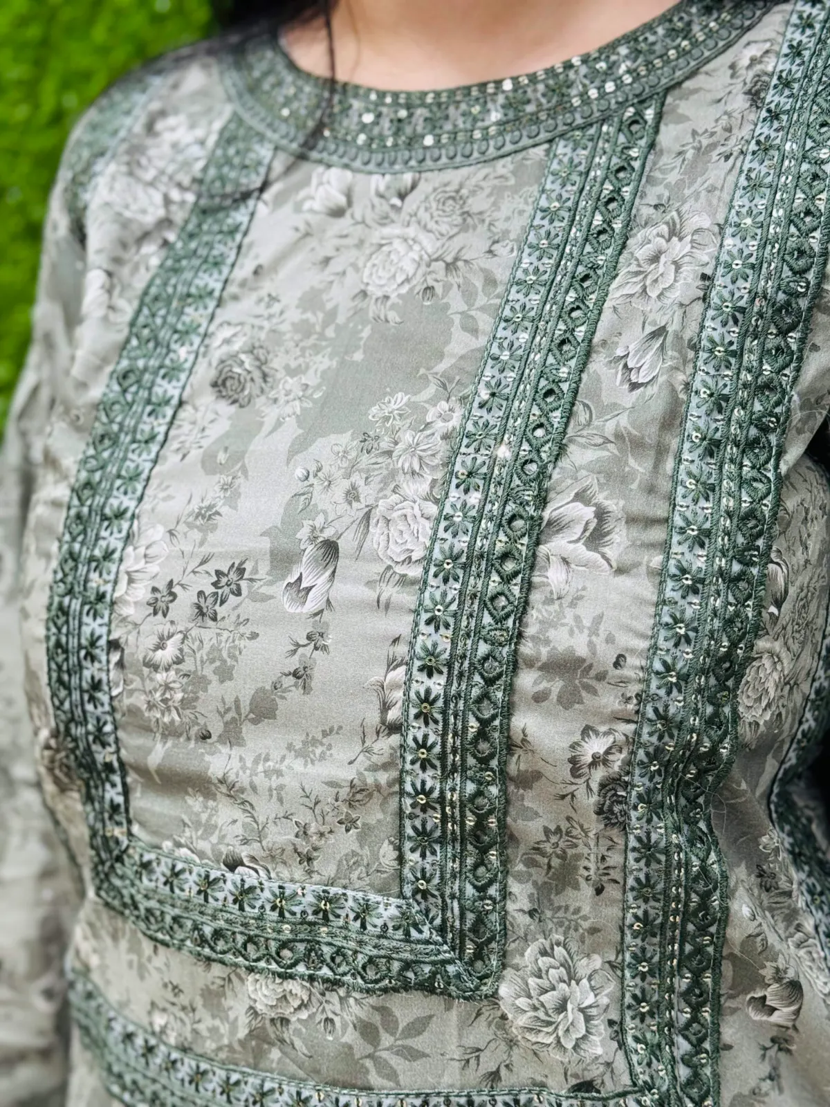 3 PC Embroidery Lawn Fabric 3