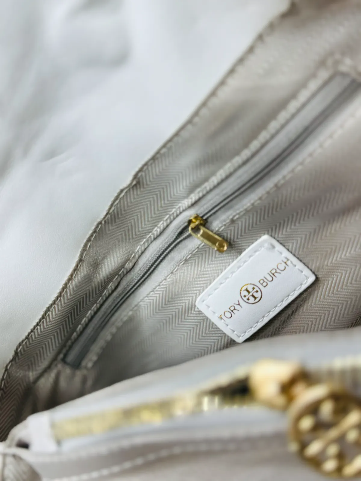 Luxury imported bags 4