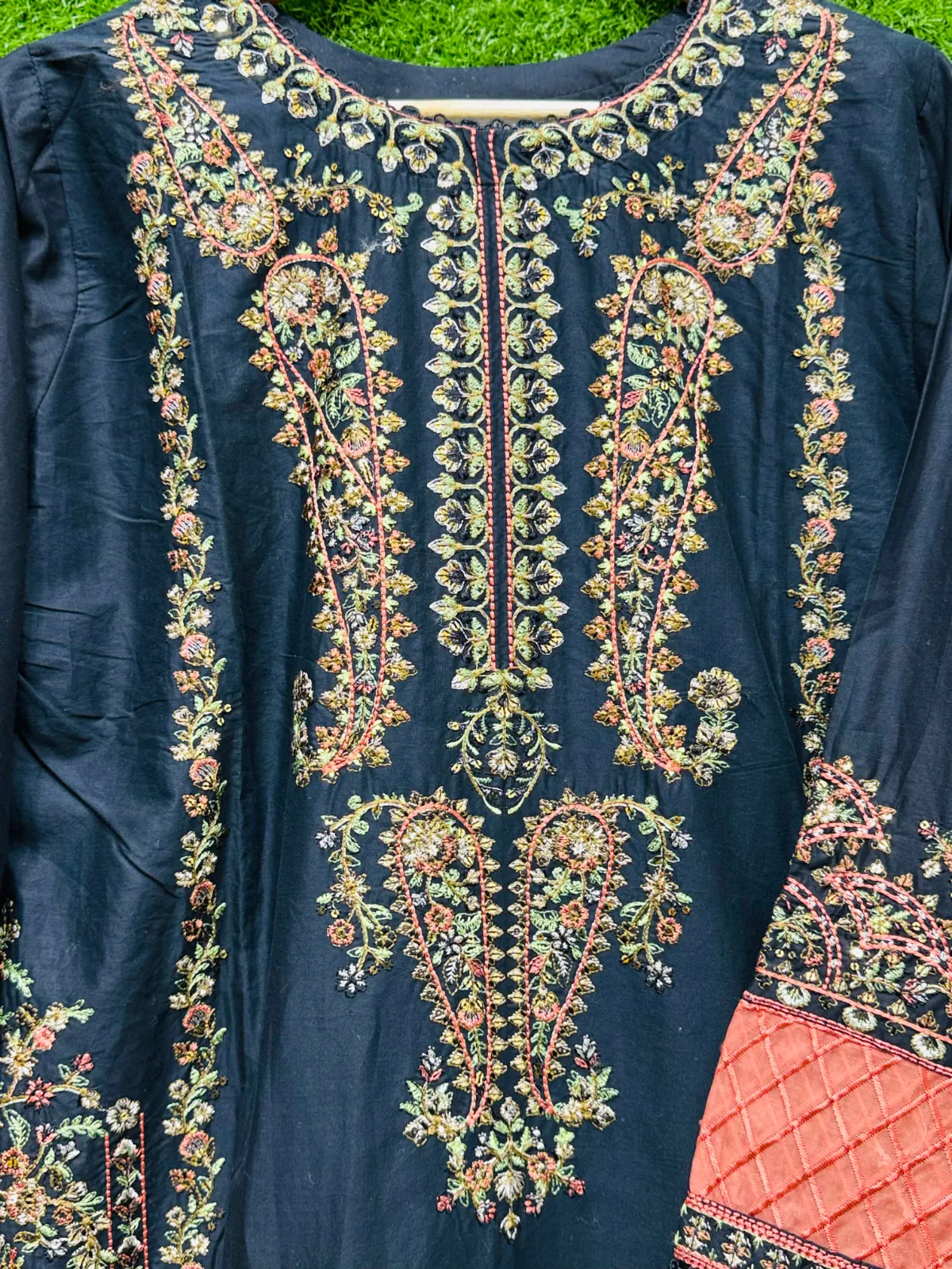 3 PC Embroidered Lawn Fabric 2