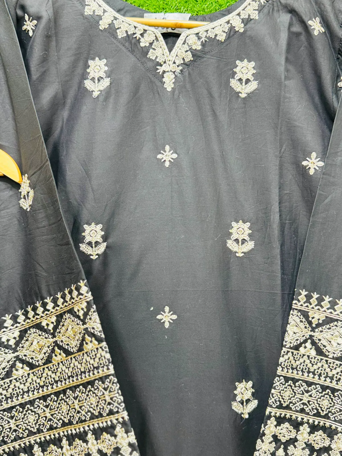 3 PC Embroidered Lawn Fabric