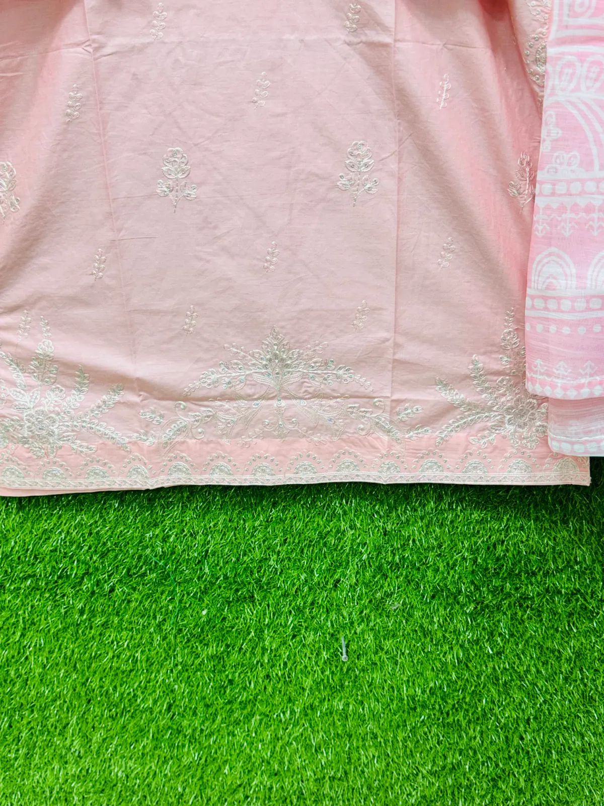 3 PC Embroidered Lawn Fabric 4