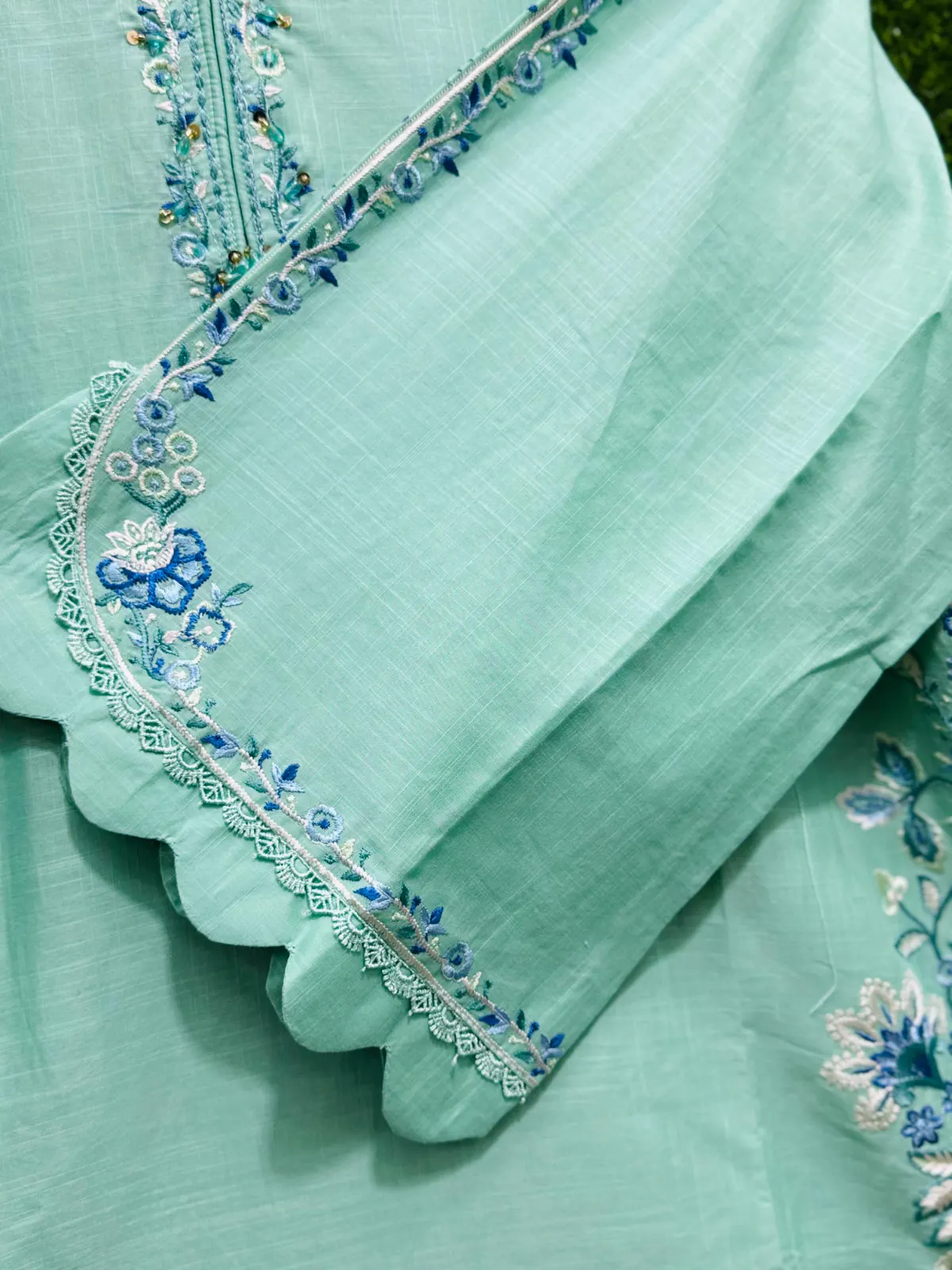 3 PC Embroidered Lawn Fabric 3