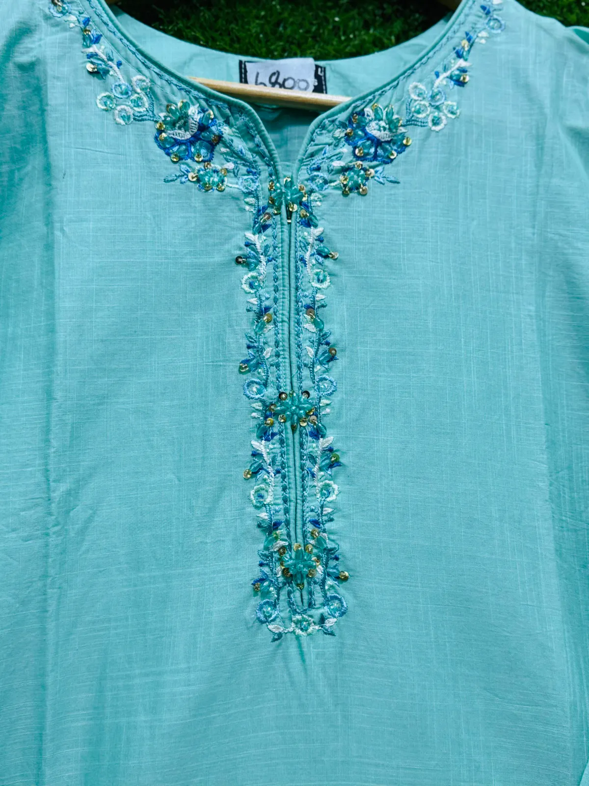 3 PC Embroidered Lawn Fabric 4