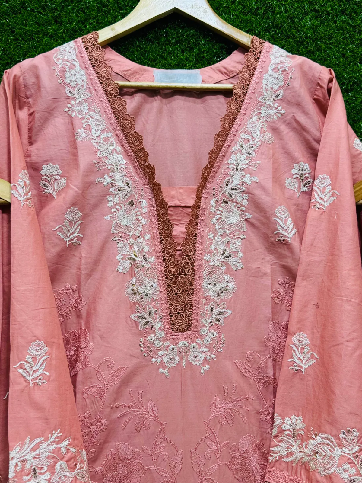 3 PC Embroidered Lawn Fabric 4
