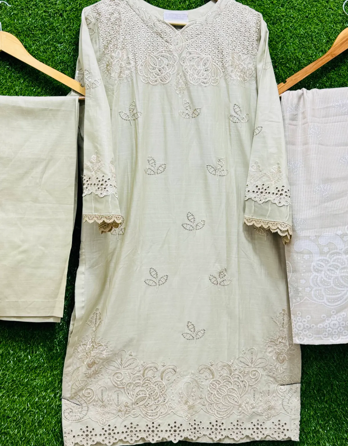 3 PC Embroidered Lawn Fabric