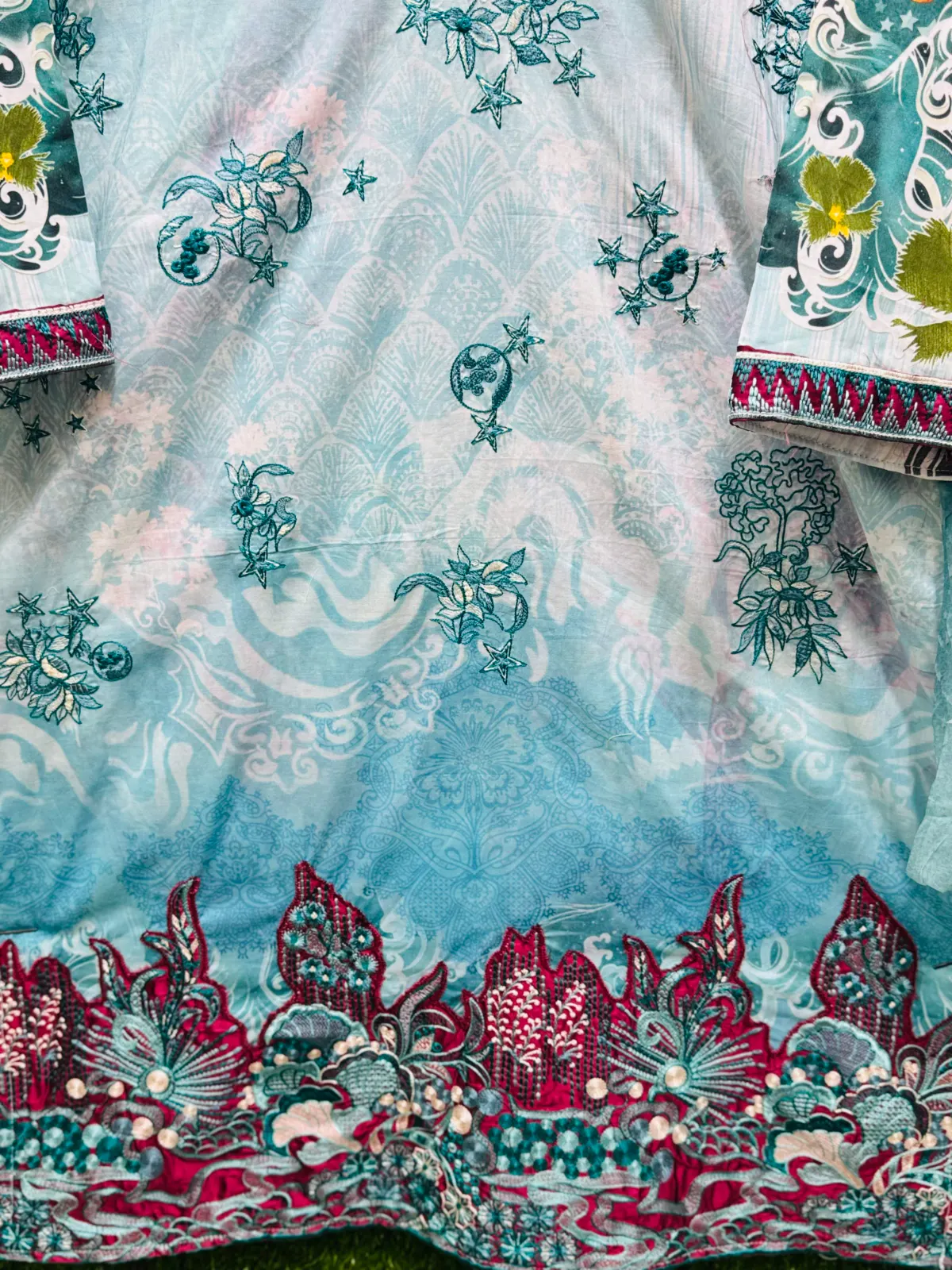 3 PC Embroidered Lawn Fabric 3