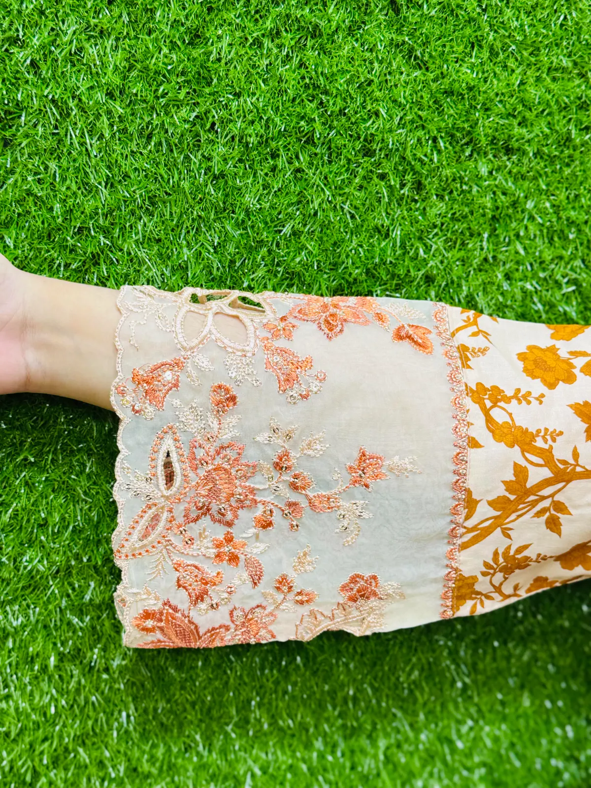 3 PC Embroidery Lawn Fabric 4