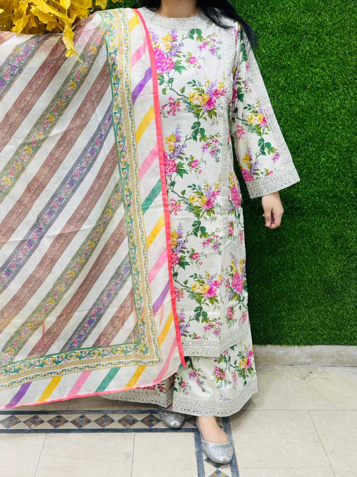 3 PC Embroidered Lawn Fabric