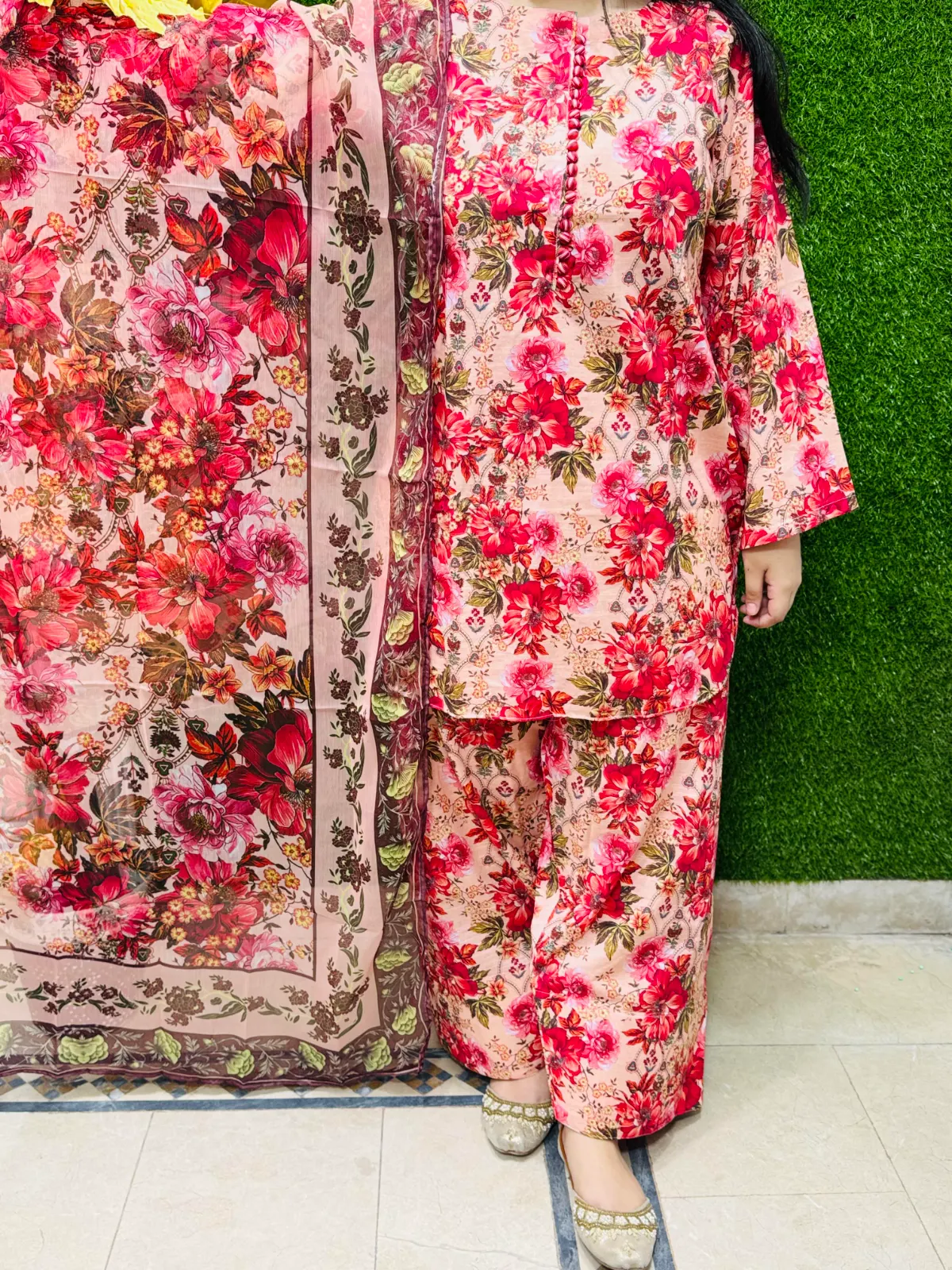 3 PC Printed Lawn Fabric