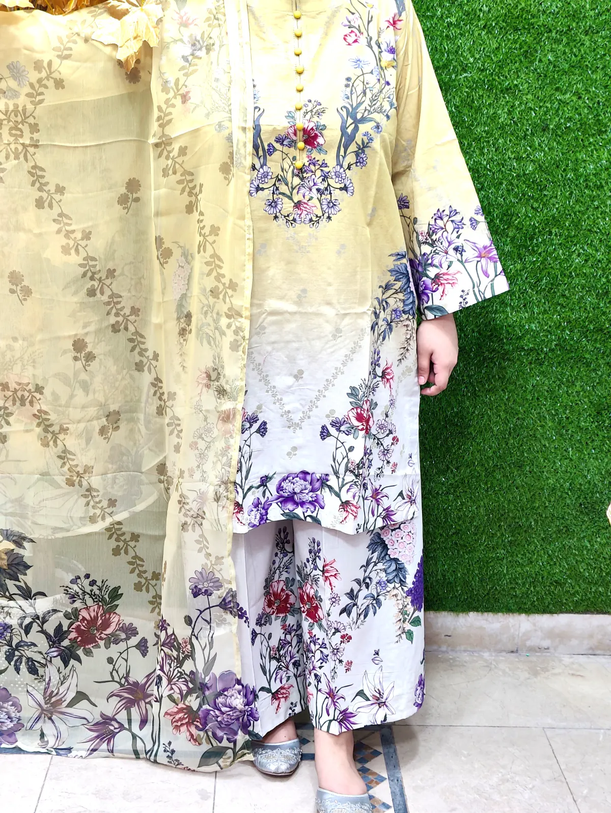 3 PC Printed Lawn Fabric