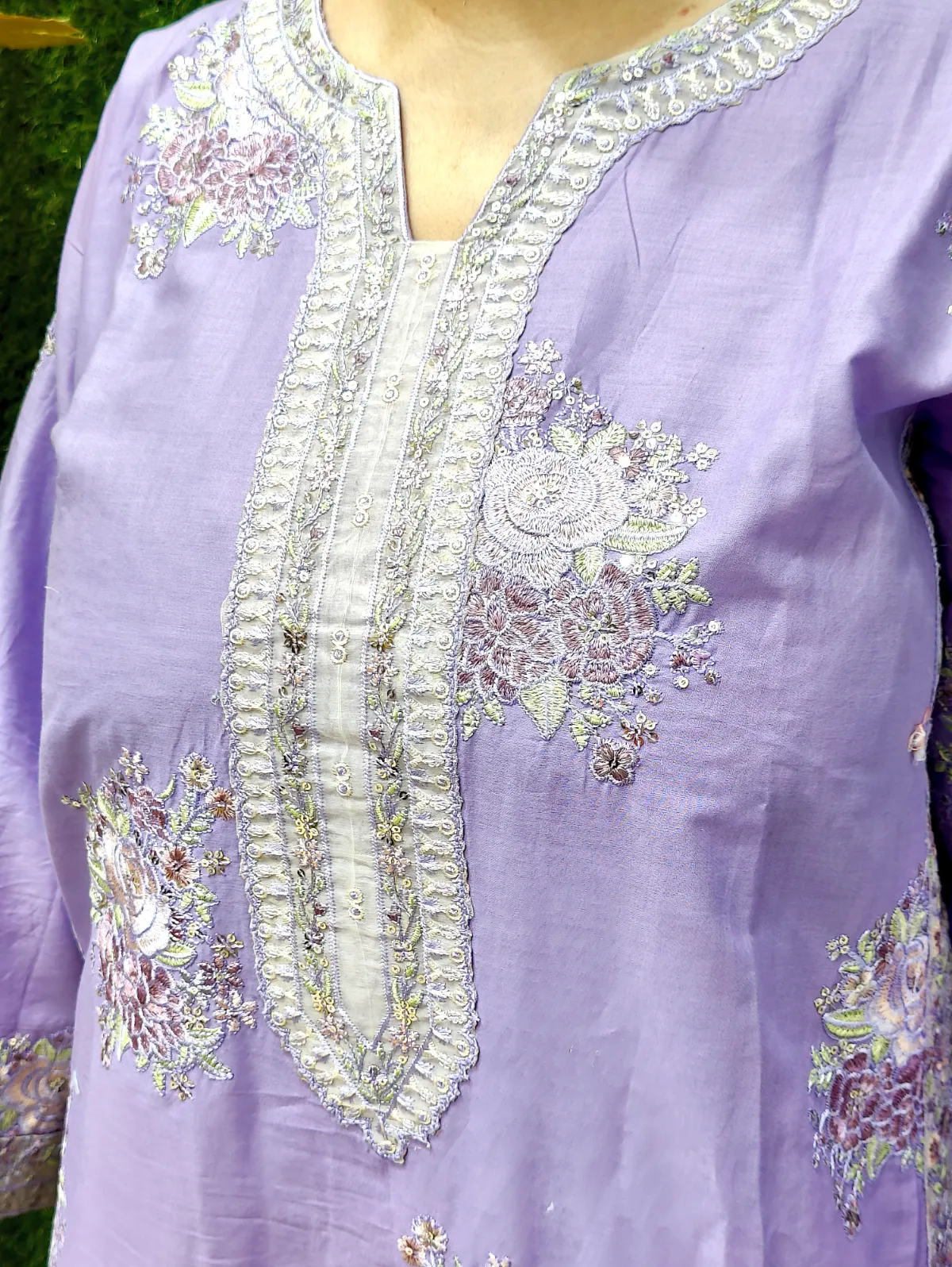 3 PC Embroidered Lawn Fabric 2