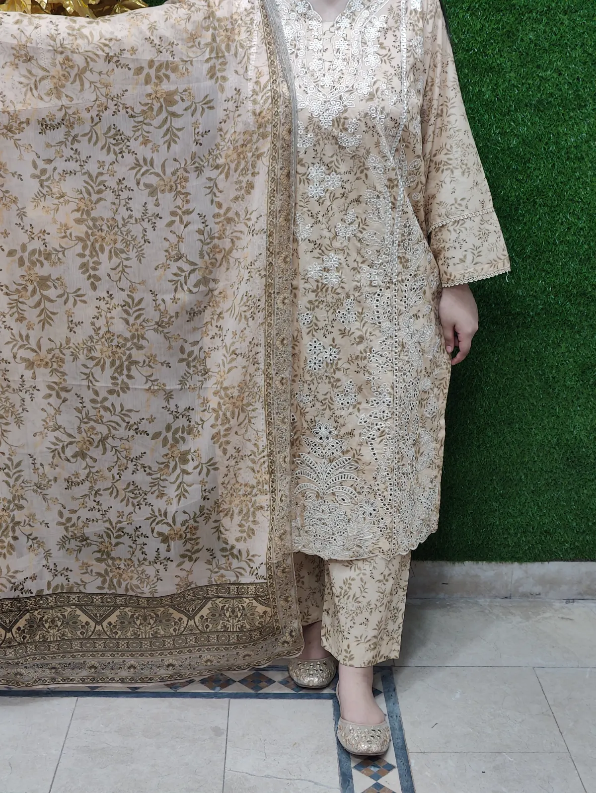 3 PC Embroidered Lawn Fabric