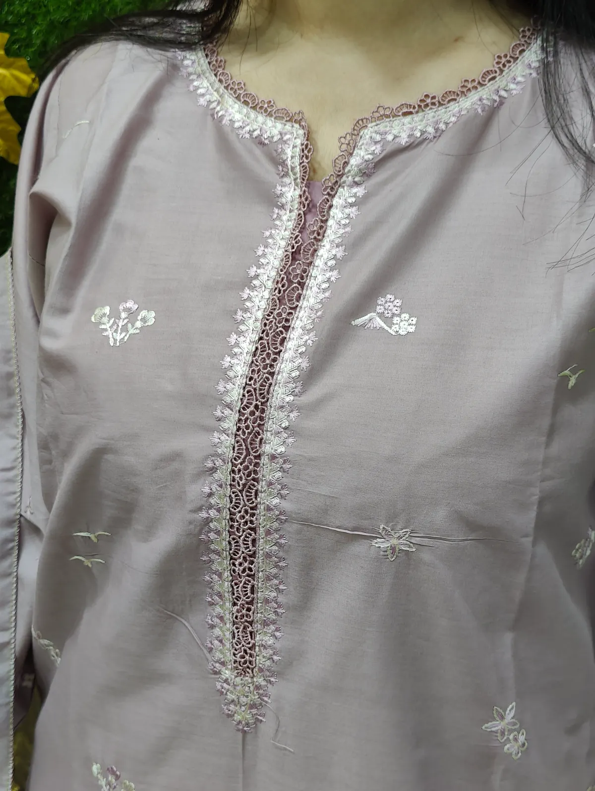 3 PC Embroidered Lawn Fabric 3