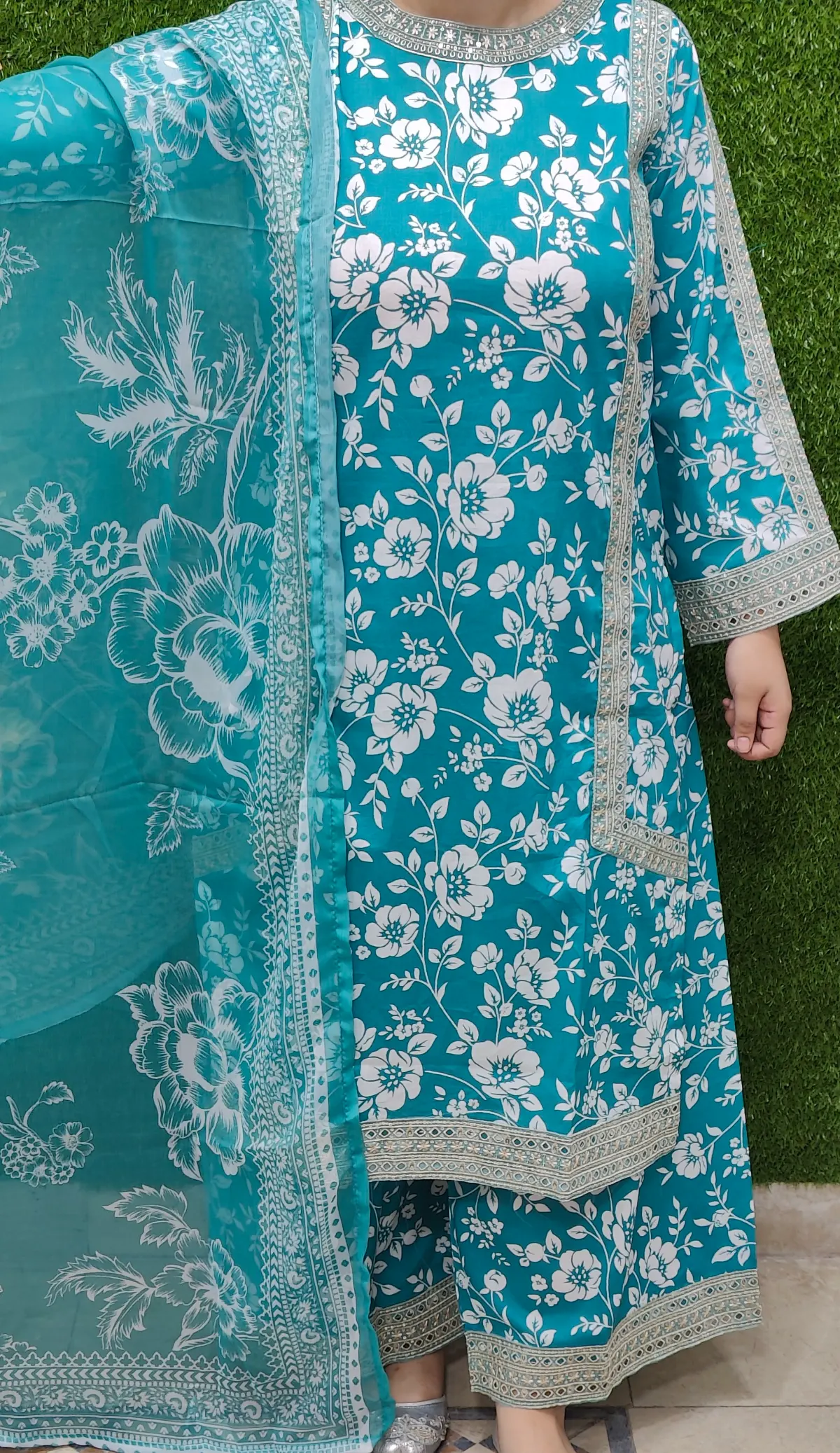 3 PC Embroidered Lawn Fabric