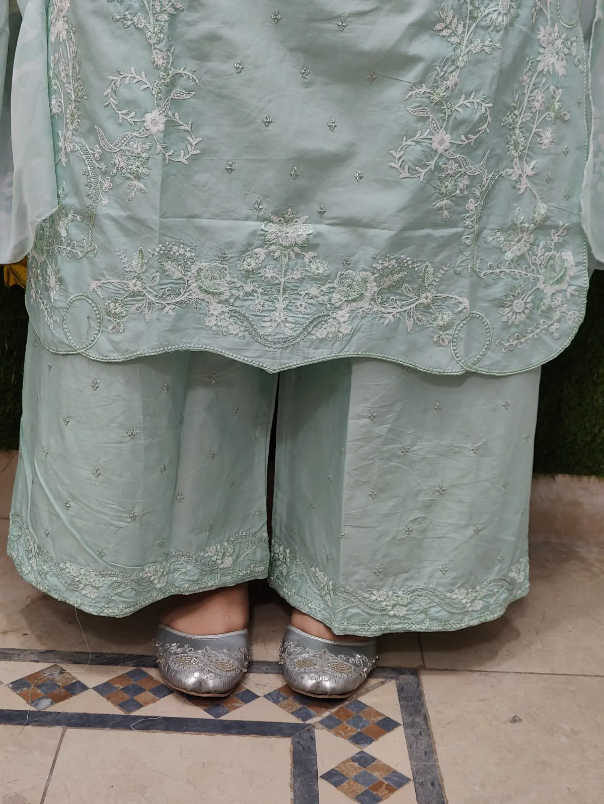 3 PC Embroidered Lawn Fabric 2