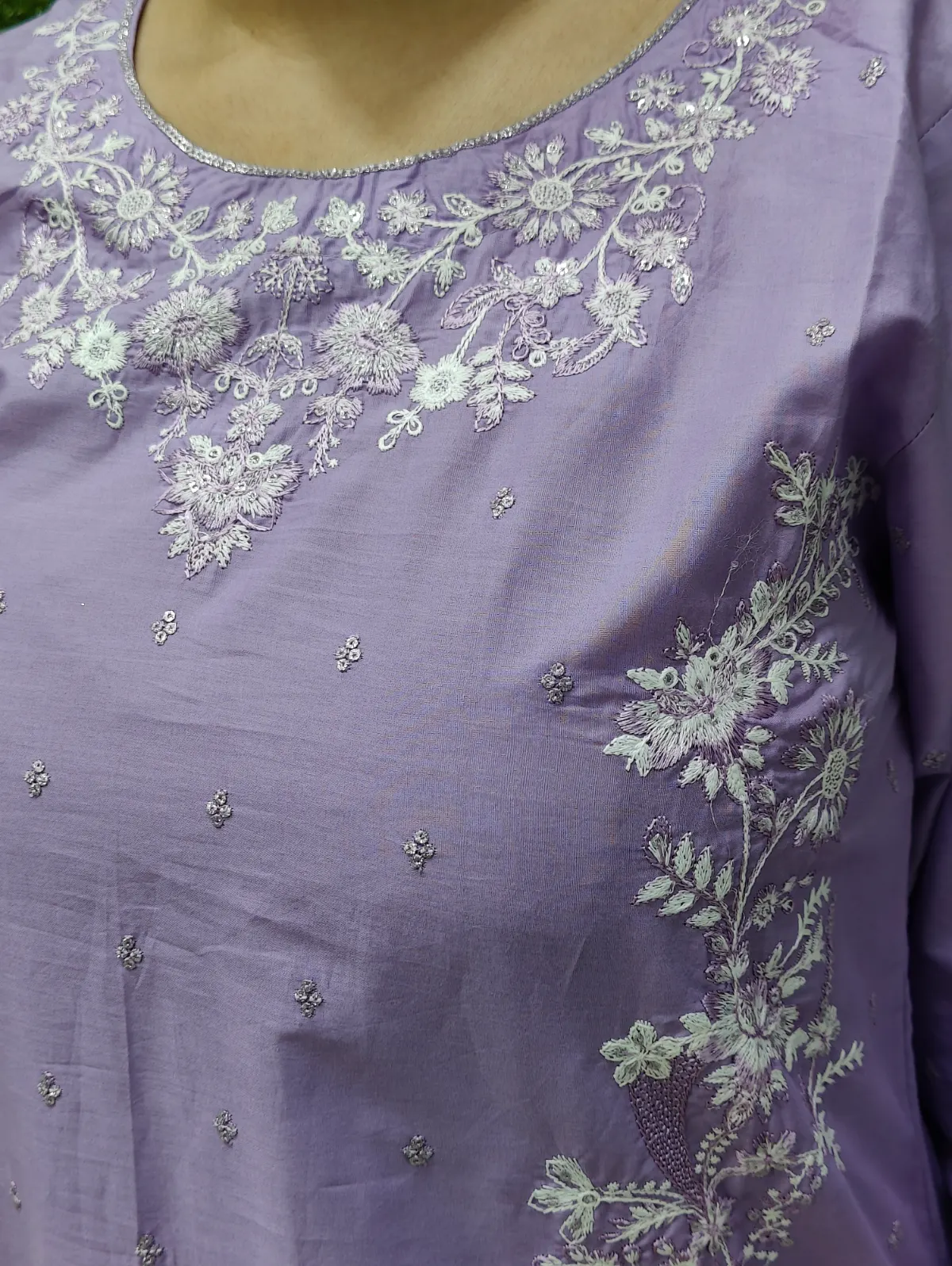 3 PC Embroidered Lawn Fabric 3