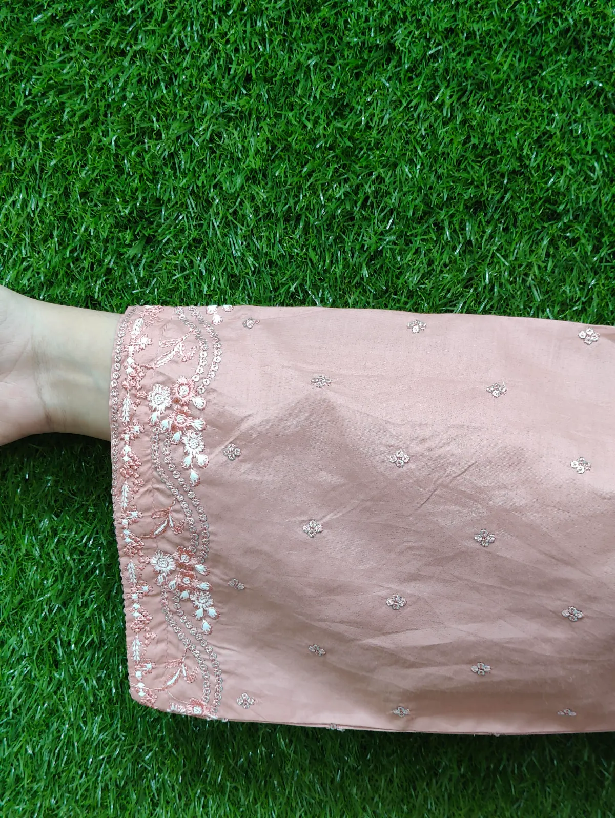3 PC Embroidered Lawn Fabric 4