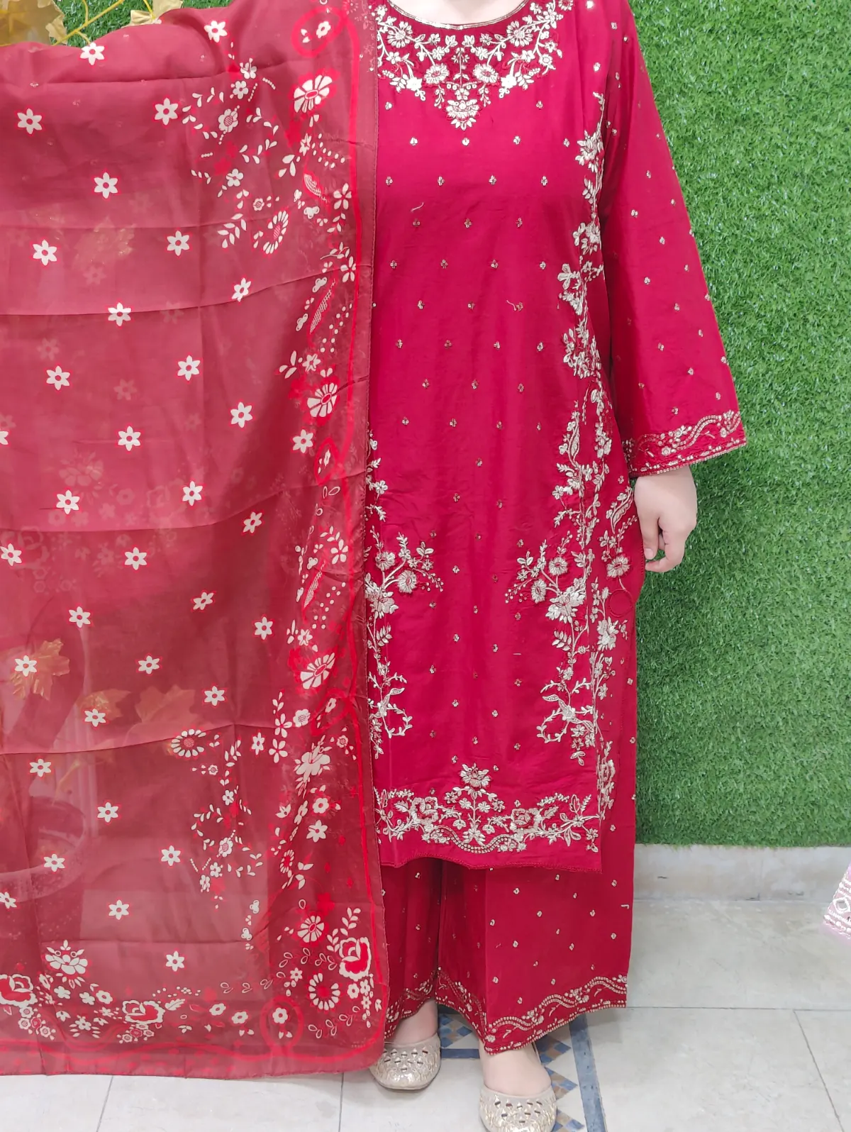 3 PC Embroidered Lawn Fabric