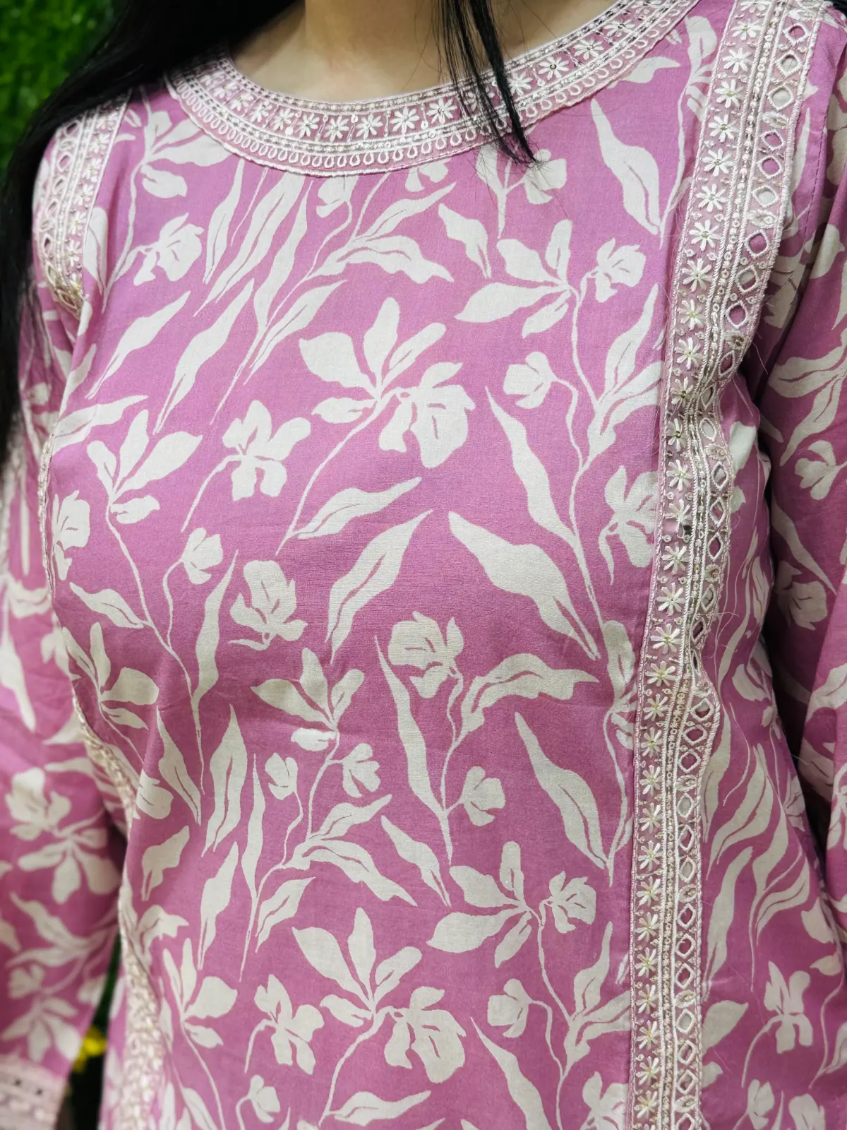 3 PC Embroidered Lawn Fabric 3