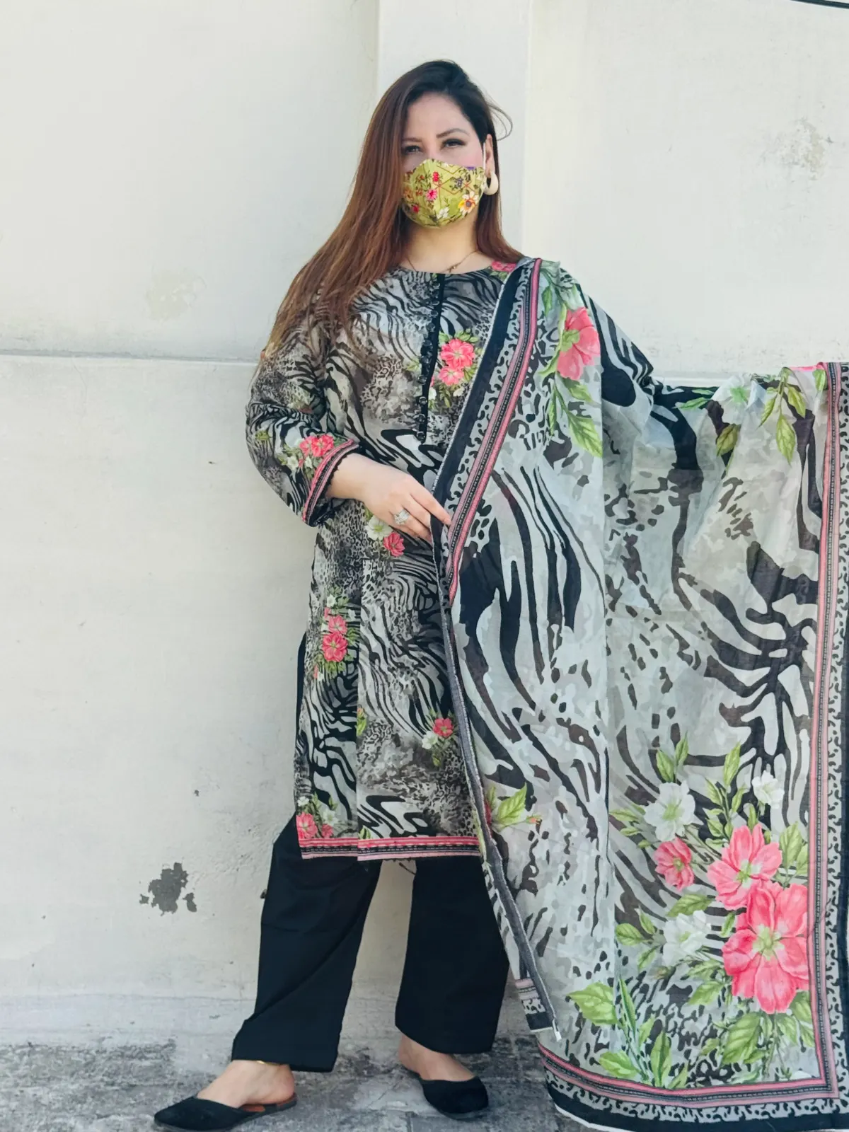 3 pc Printed Lawn Fabric