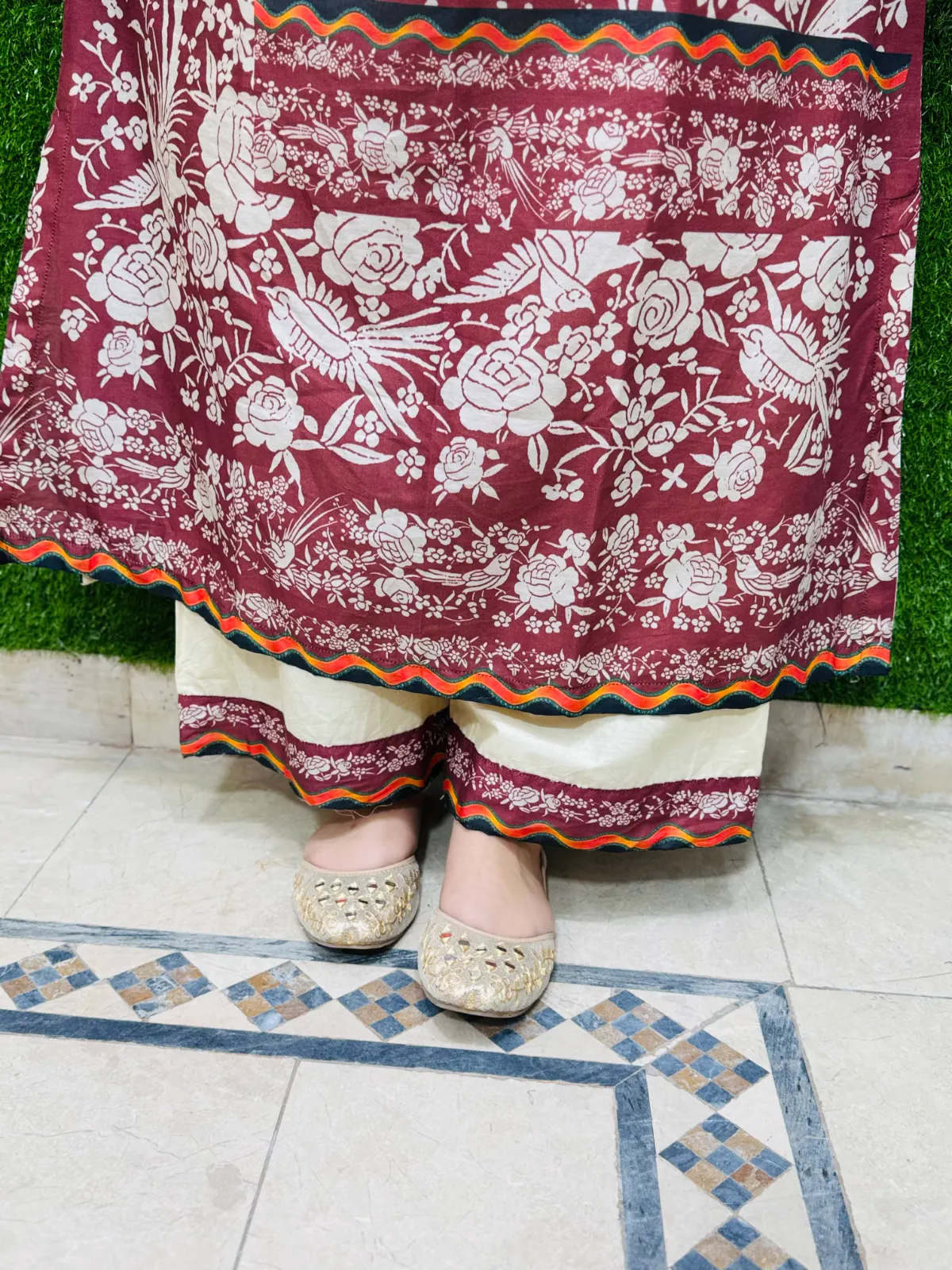 2 pc Printed Lawn Fabric 4