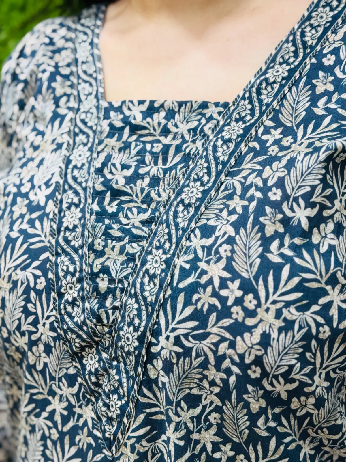 3 pc Printed Lawn Fabric 4