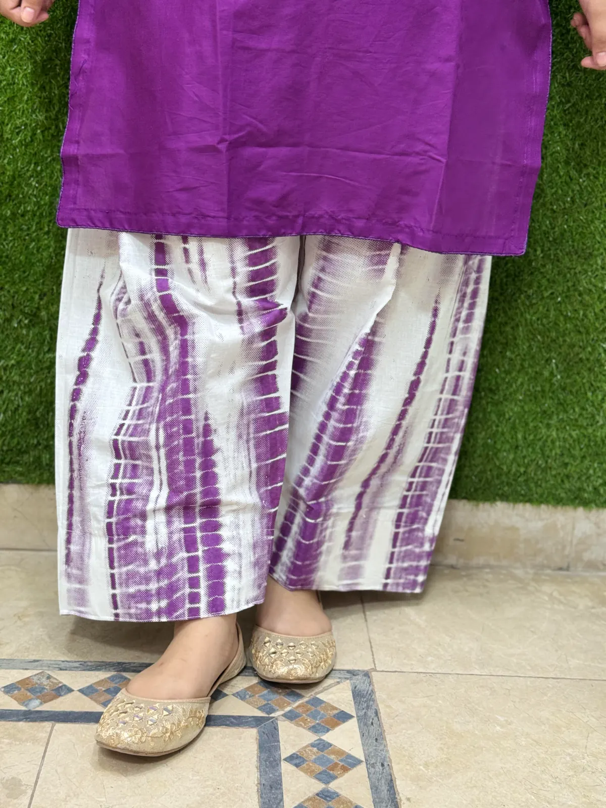 2 pc Printed Lawn Fabric 3