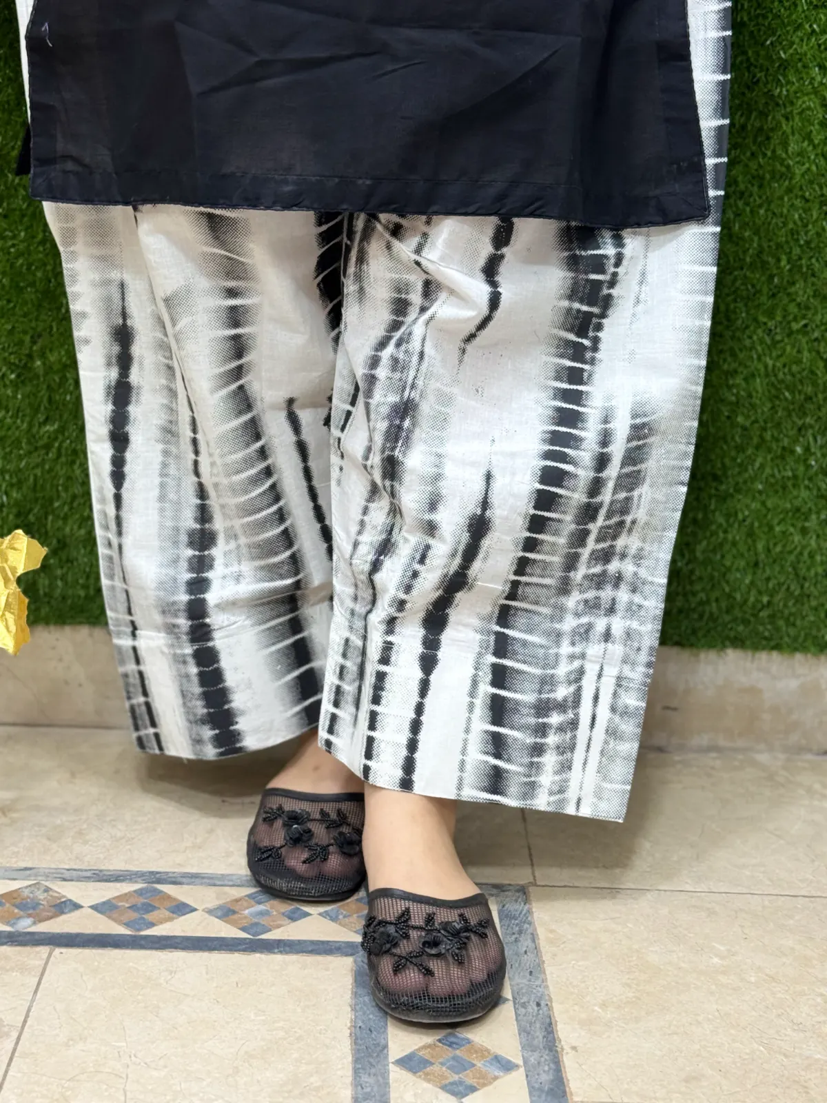 2 pc Printed Lawn Fabric 4