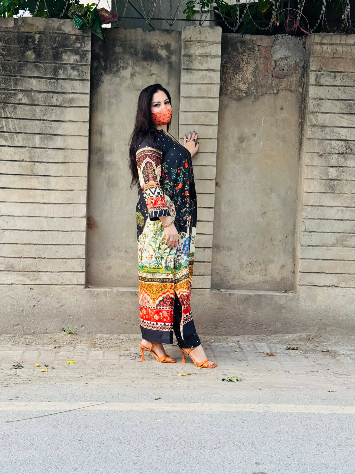 2 pc Printed Lawn Fabric 2