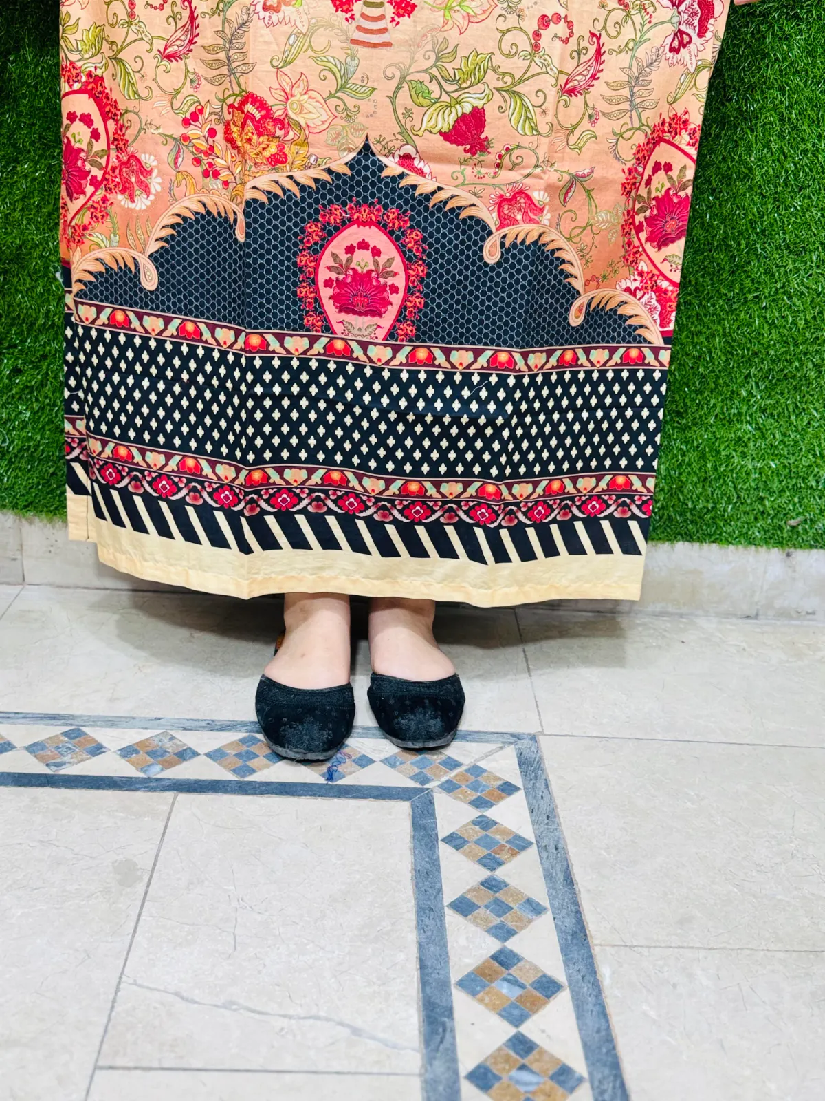 2 pc Printed Lawn Fabric 3