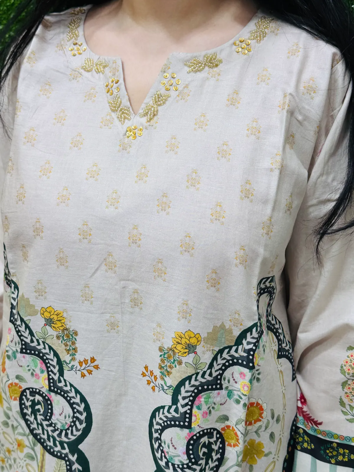 2 pc Printed Lawn Fabric 4