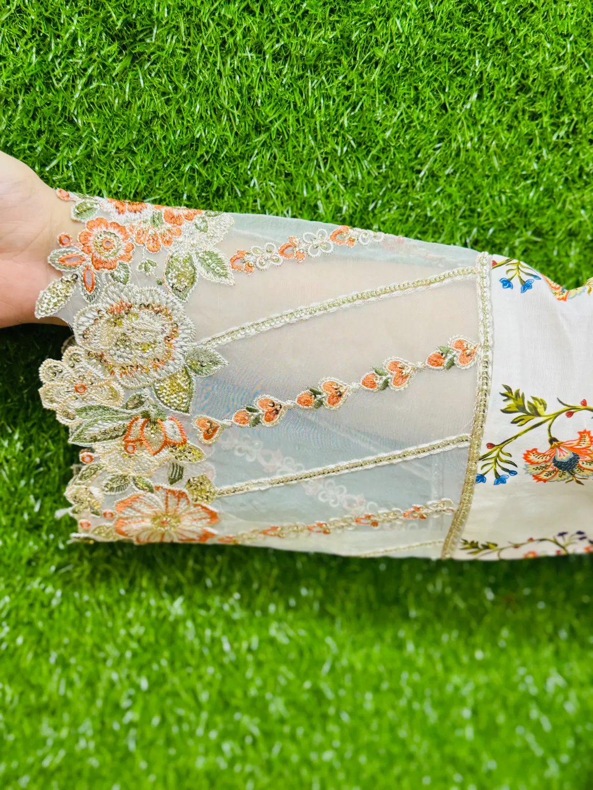 3 pc Embroidery Lawn Fabric 3