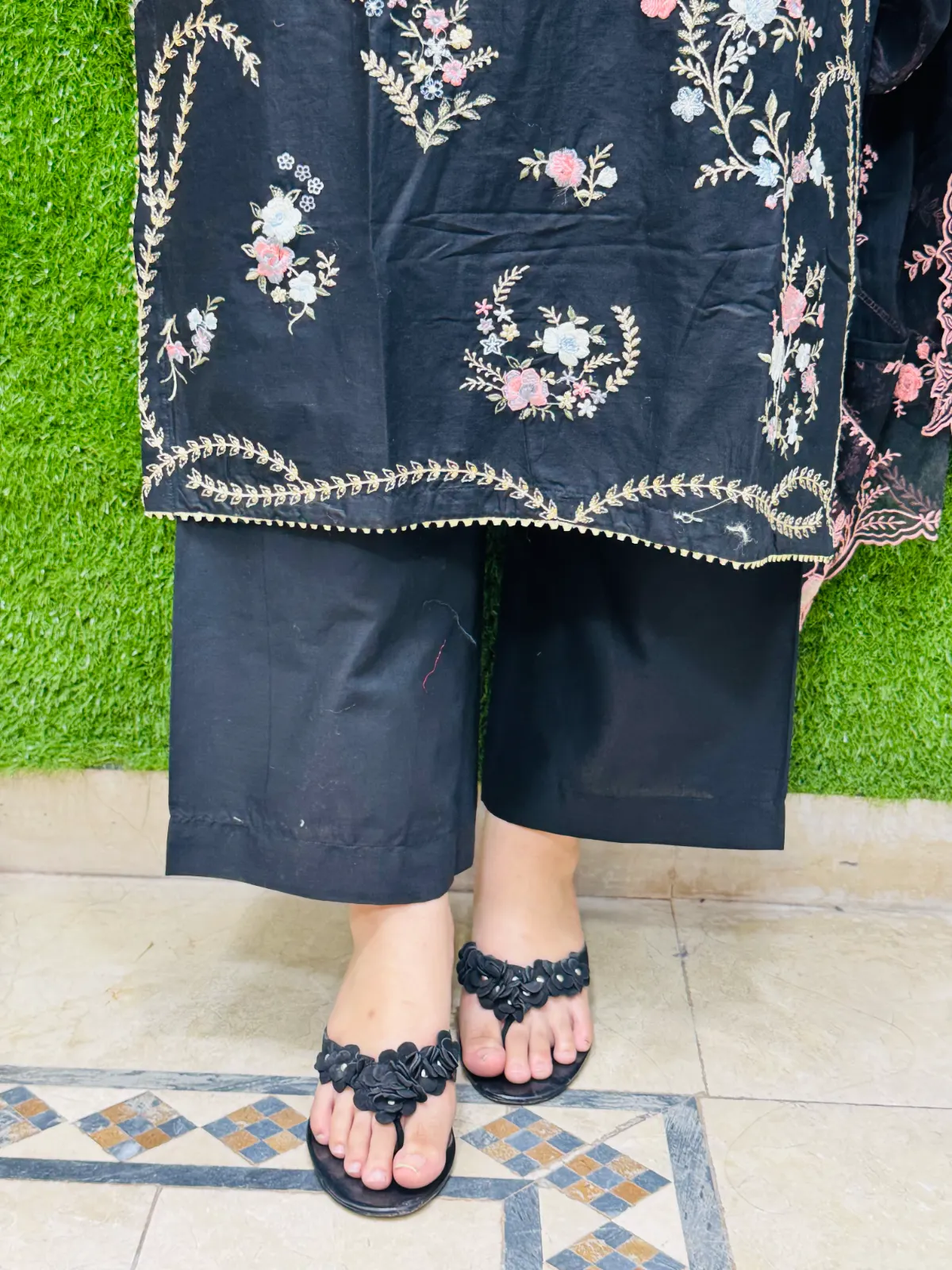 3 pc Embroidery Lawn Fabric 5