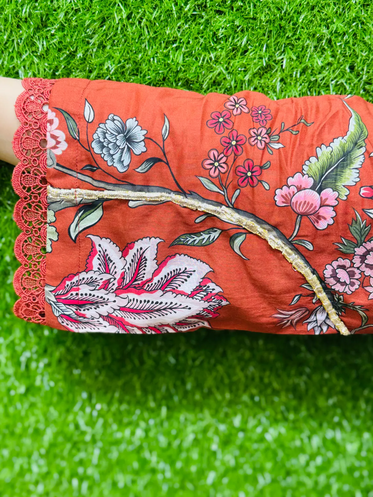 3 pc Embroidery Lawn Fabric 3
